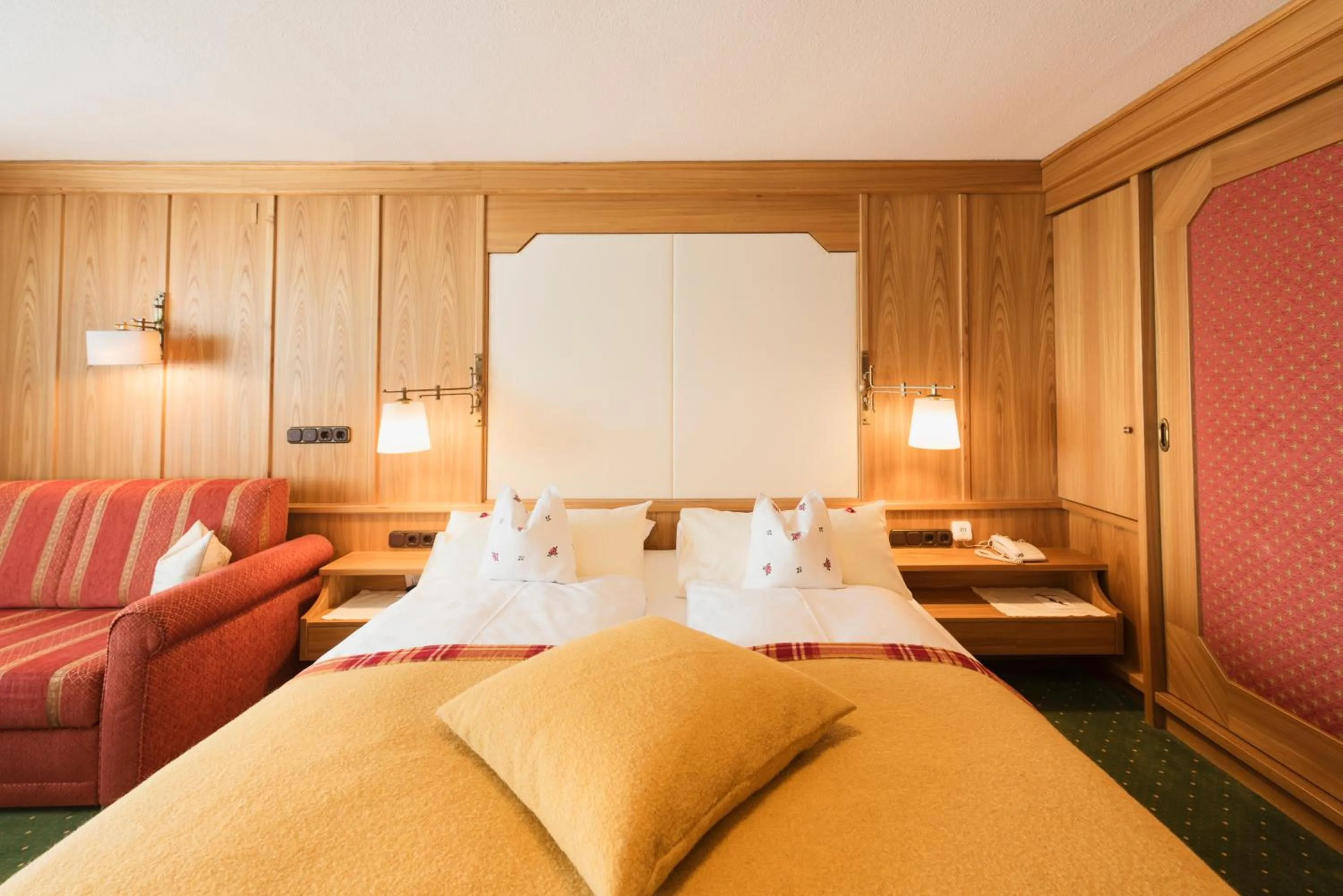 Bedroom, Bed in Arlberghaus