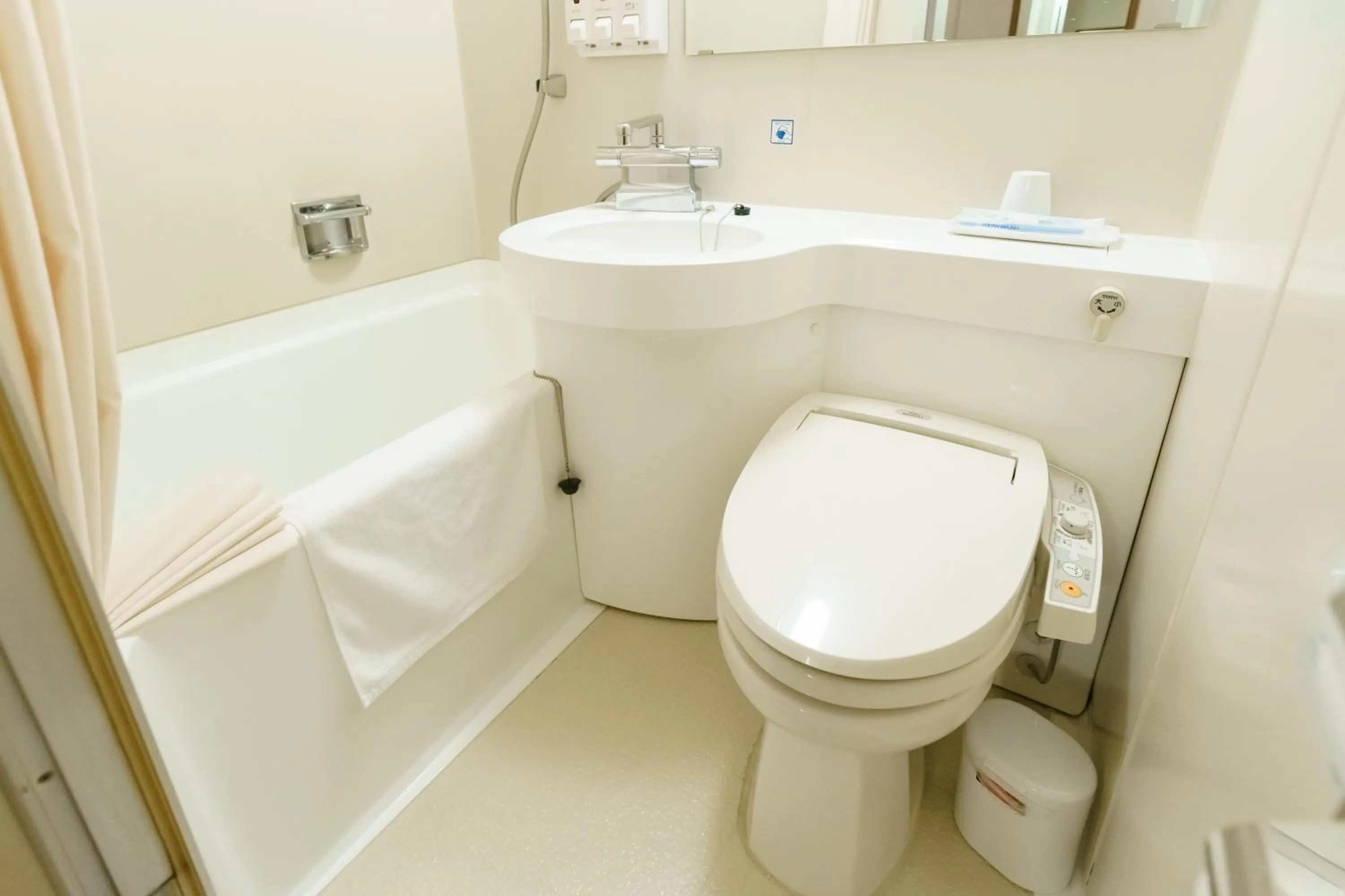 Bathroom in Kyoto Horikawa Inn