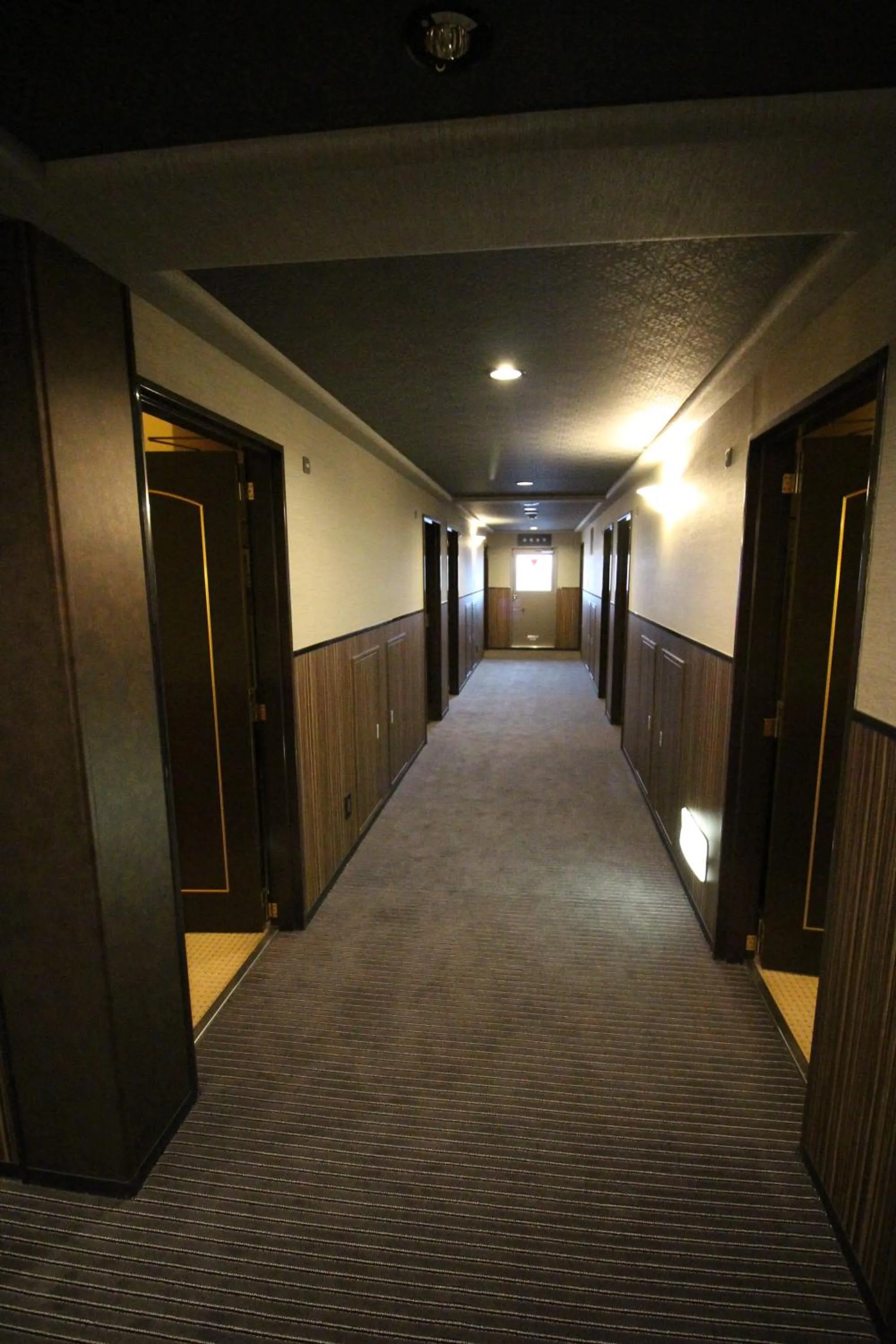 Decorative detail in Kyoto Horikawa Inn