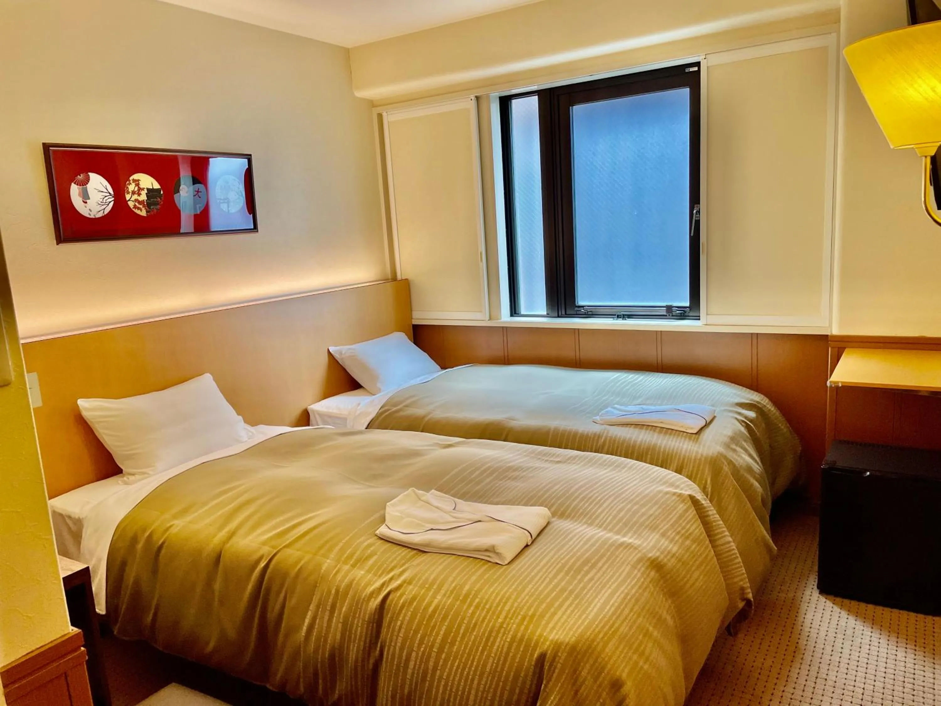 Bed in Kyoto Horikawa Inn