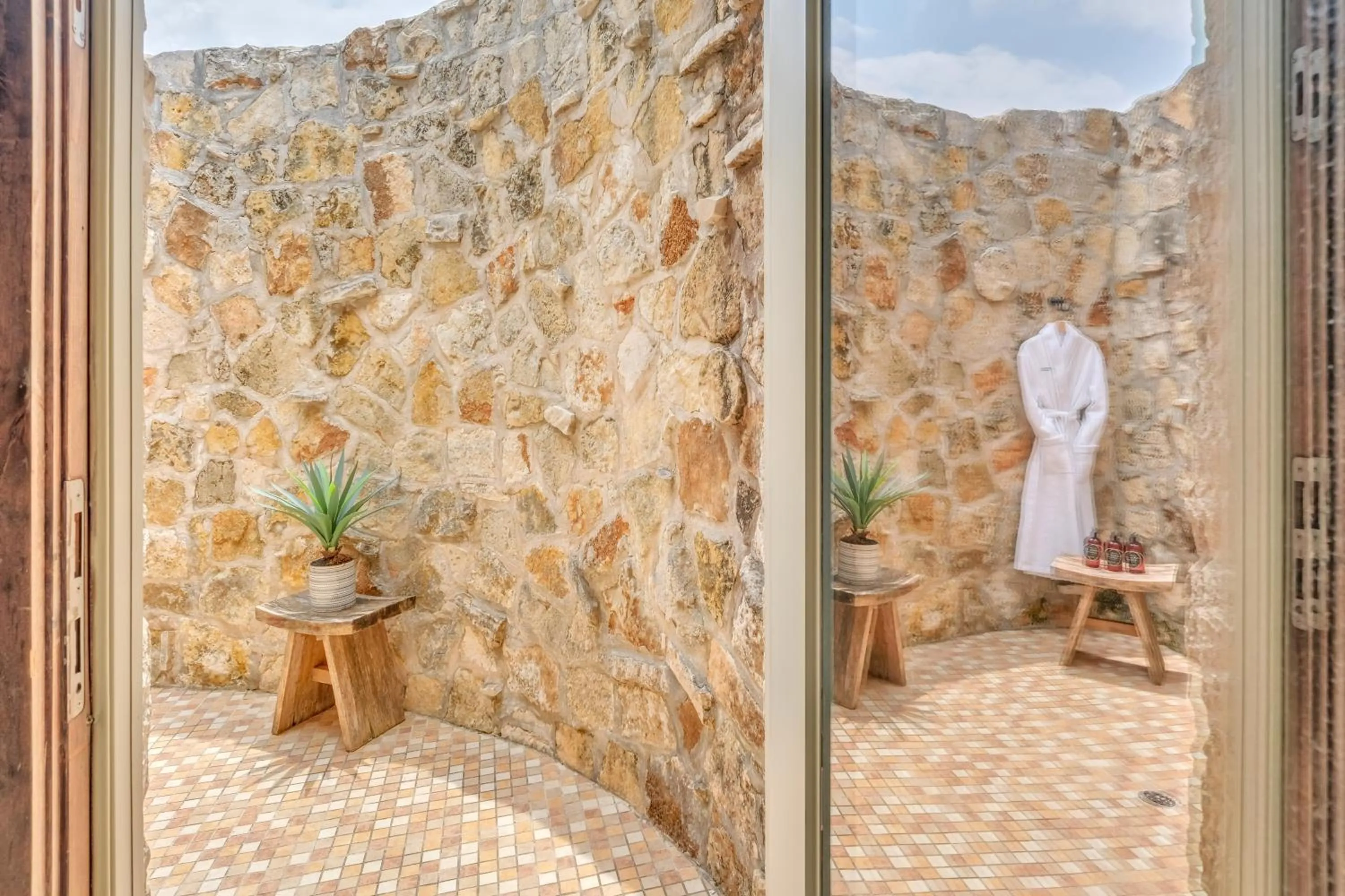 Bathroom in The Vineyard at Florence
