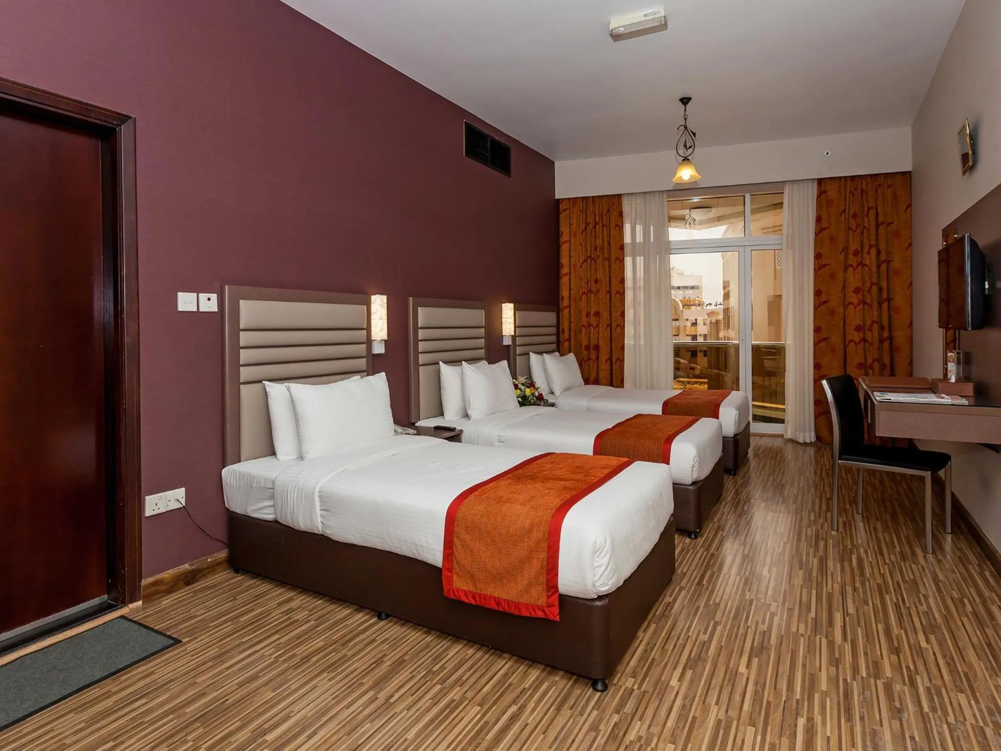 Bedroom, Bed in Wave International Hotel