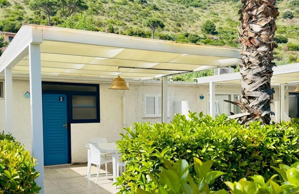 Property building in Le Palme Village