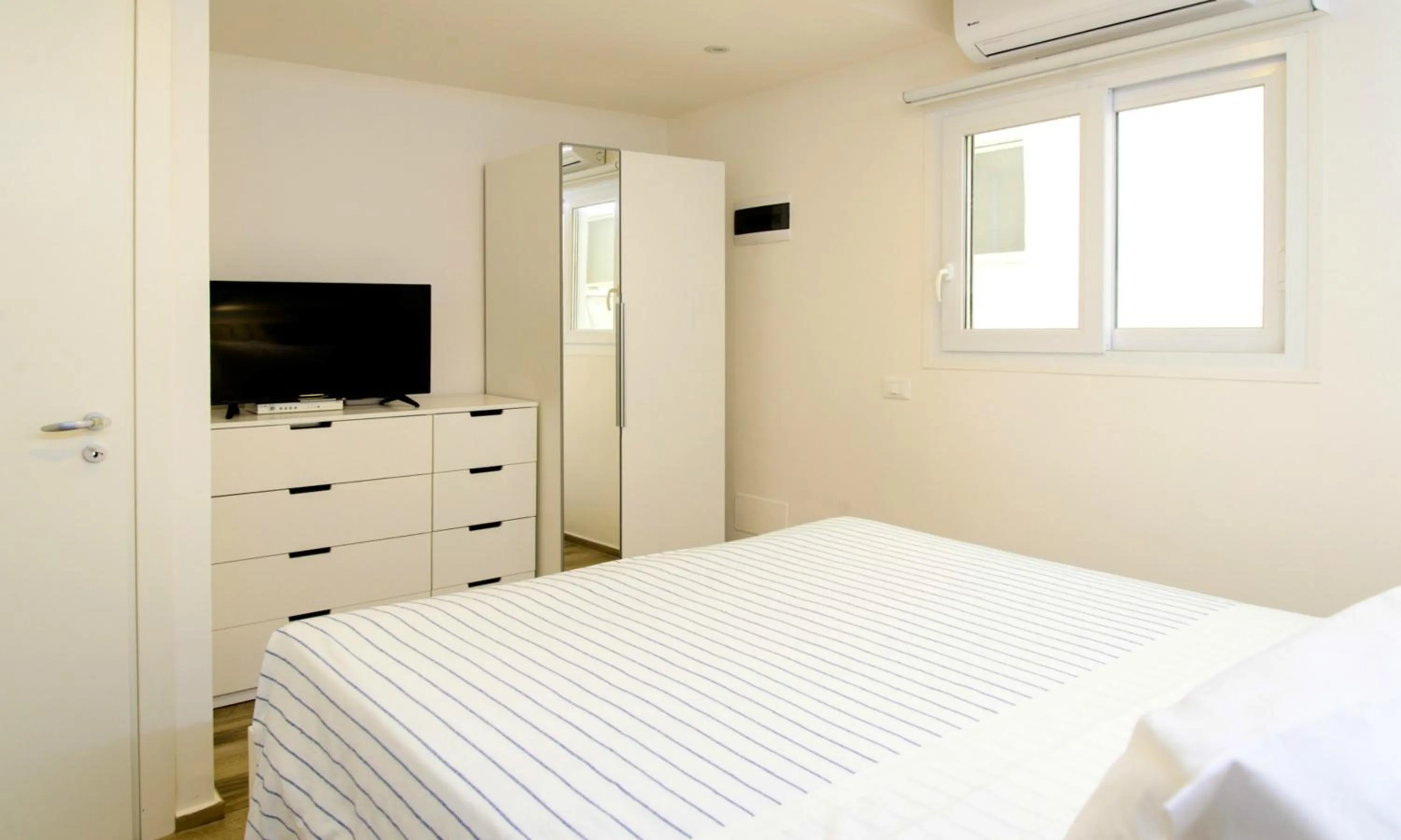 Photo of the whole room, Bed in Le Palme Village