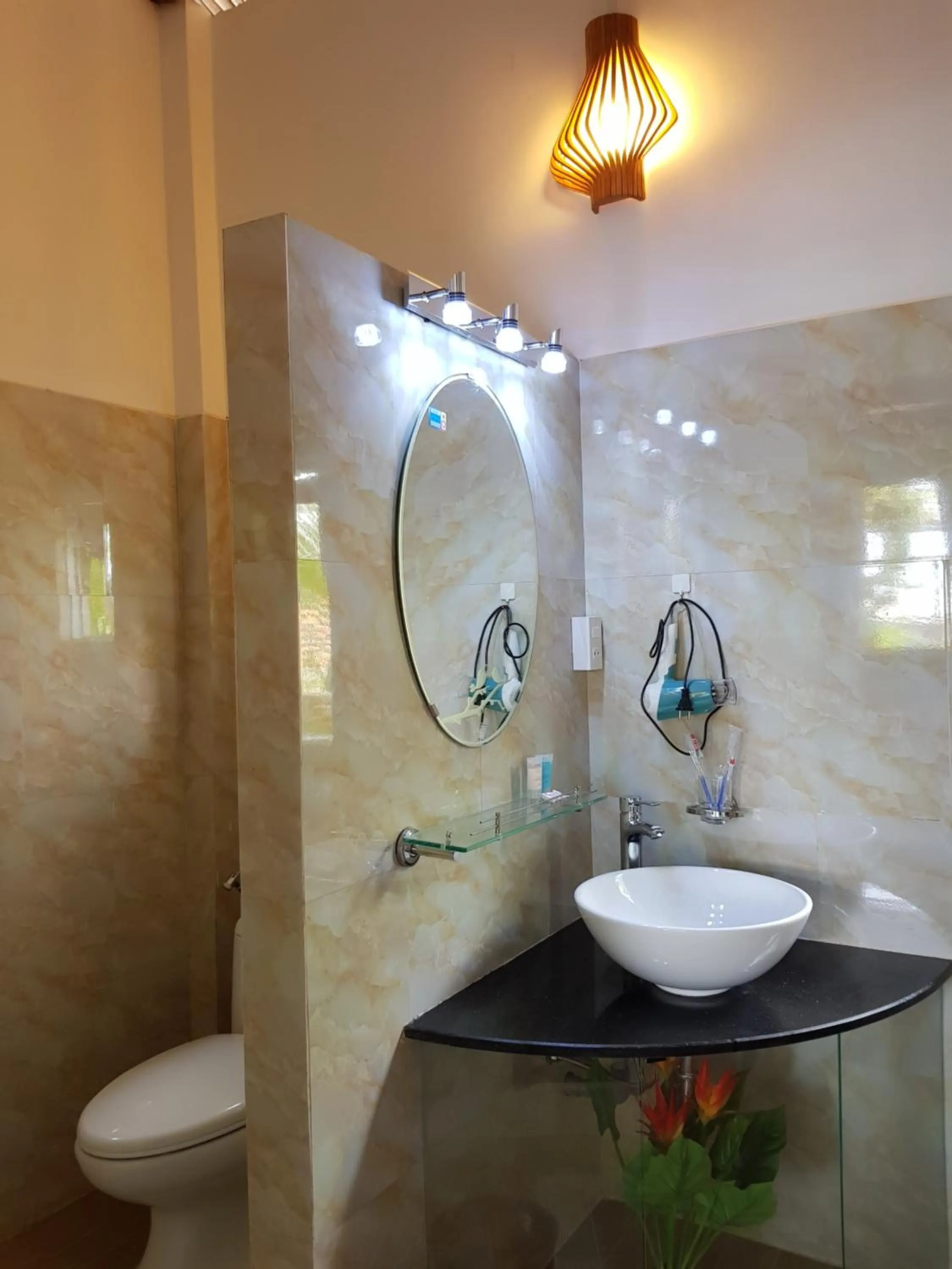 Bathroom in Hung Vuong Resort