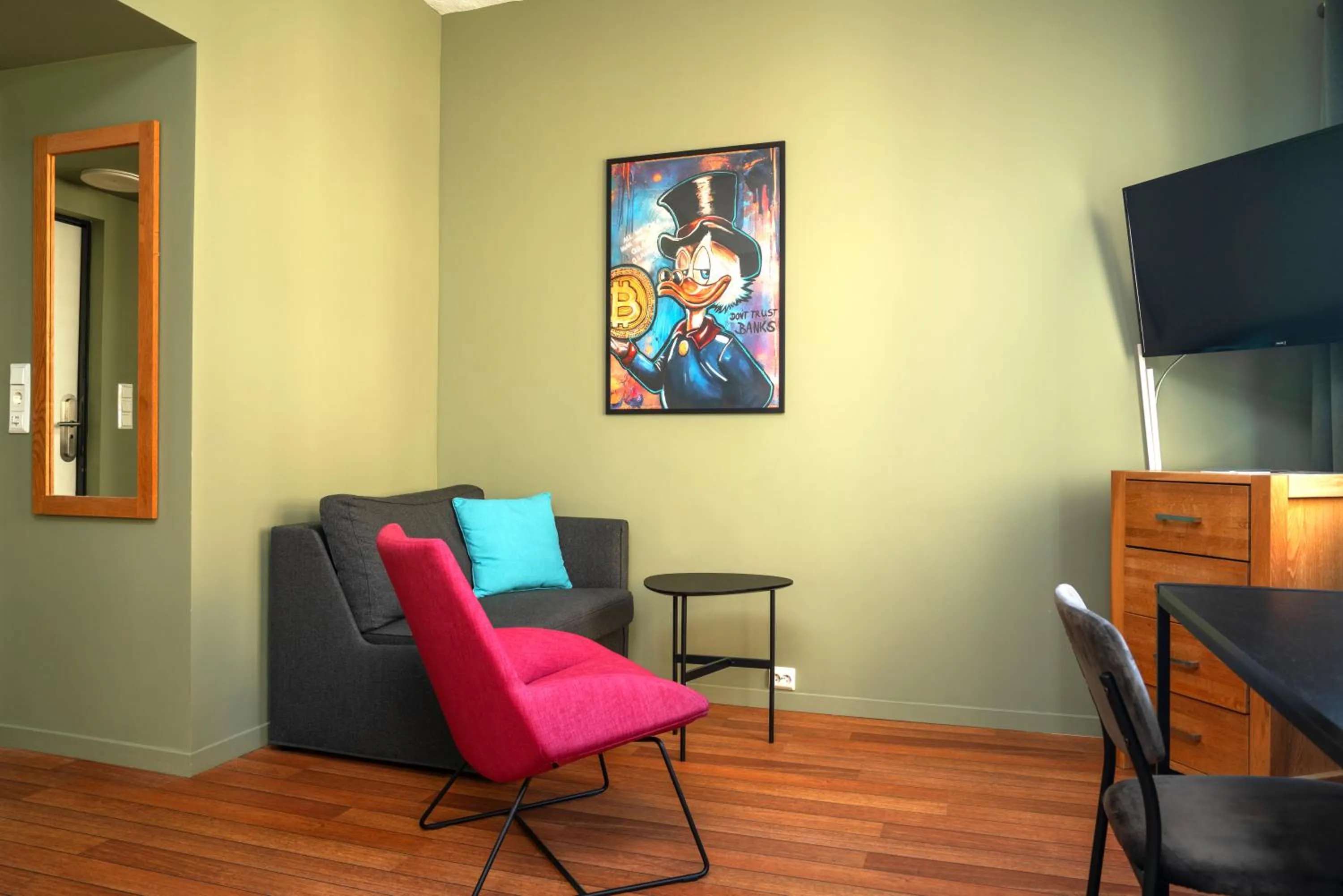 TV and multimedia in Thon PartnerHotel Storgata