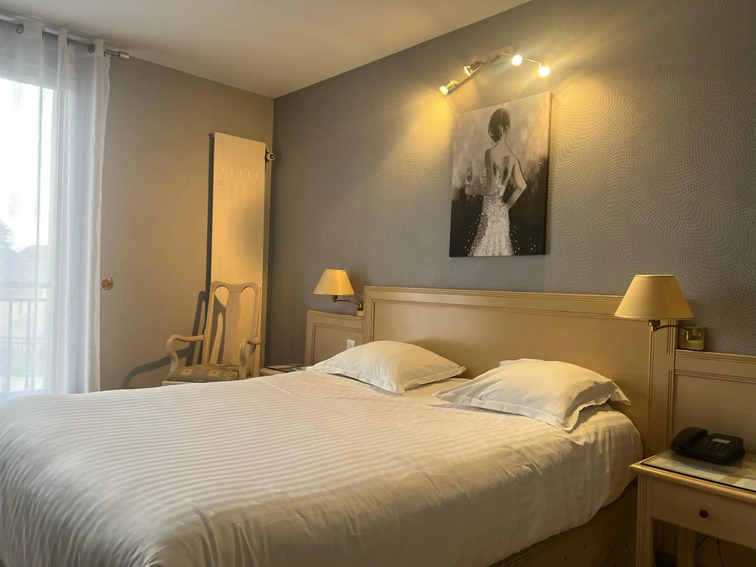 Classic Double Room - single occupancy in Hostellerie Du Mont Aimé Classic Double Room - single occupancy in Hostellerie Du Mont Aimé
