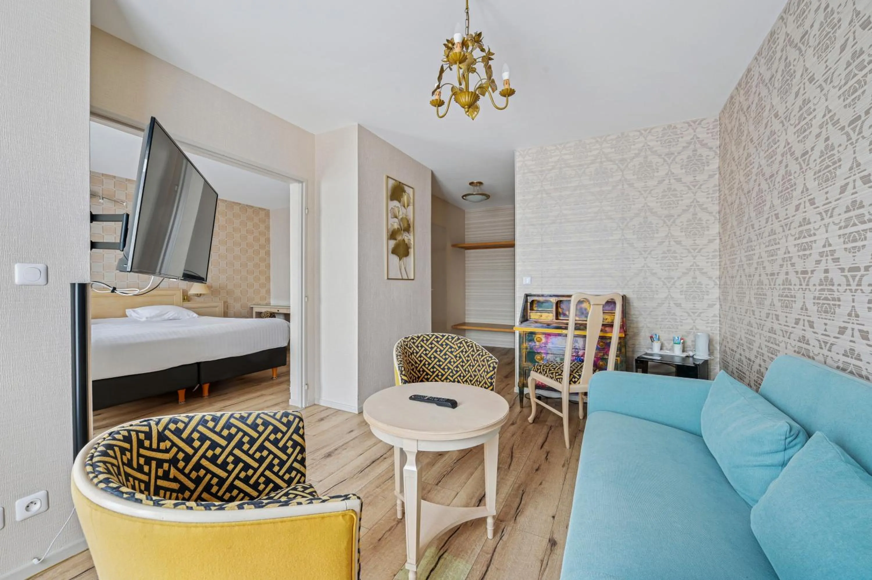 Bed in Hostellerie Du Mont Aimé