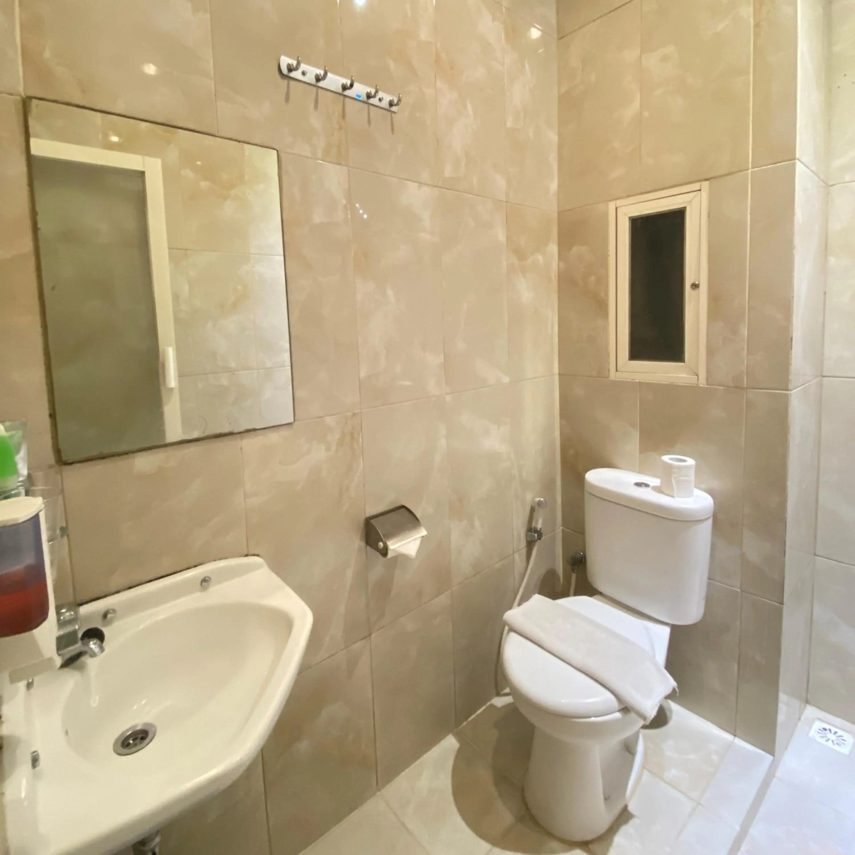 Riverstone Hotel & Cottage