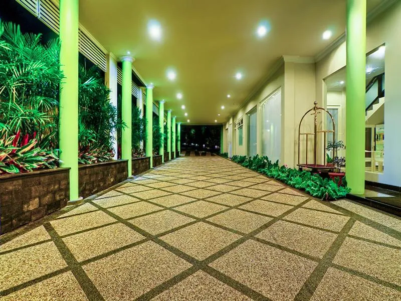 Night in Riverstone Hotel & Cottage