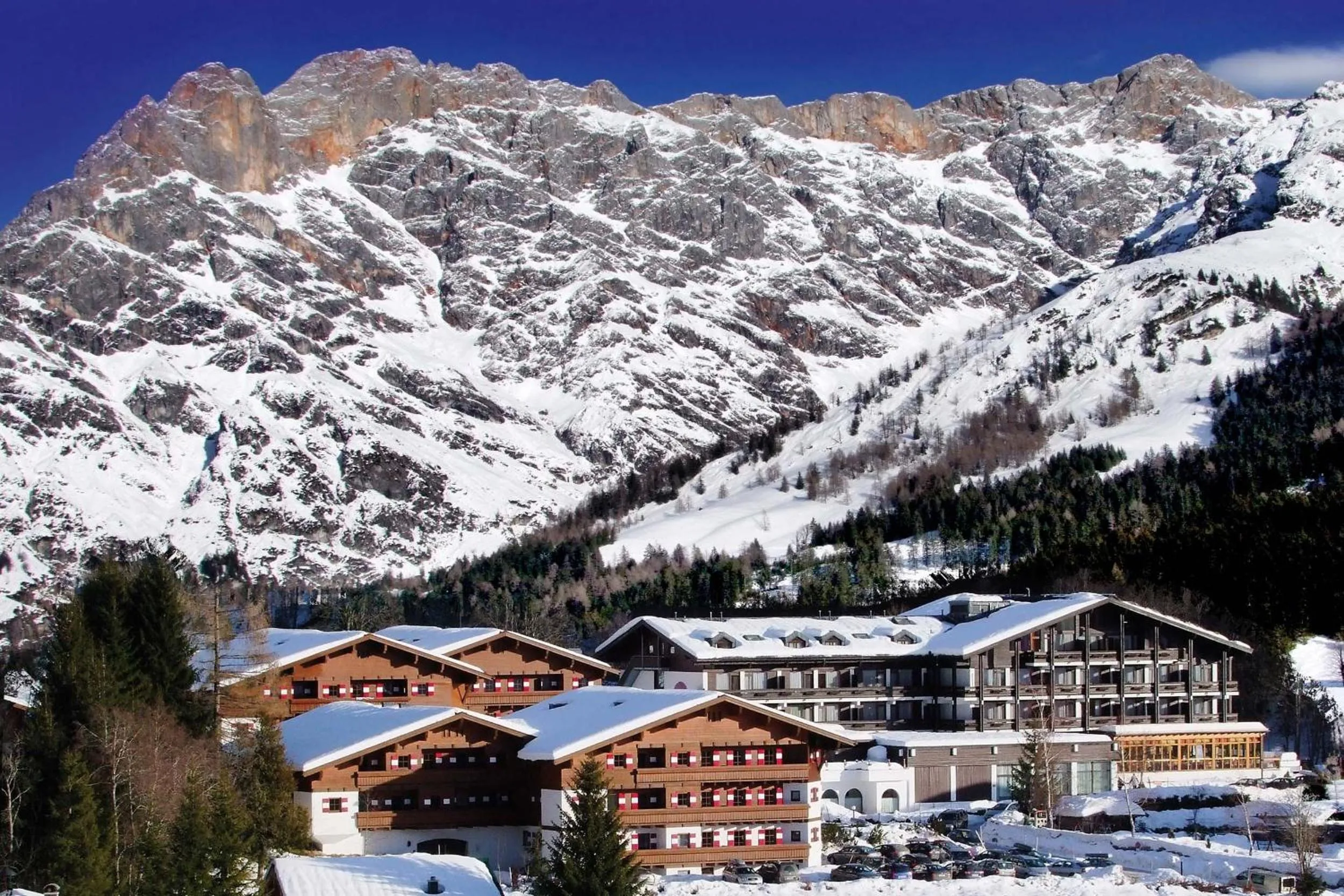 Facade/entrance in All Inclusive - Marco Polo Alpina Familien- & Sporthotel