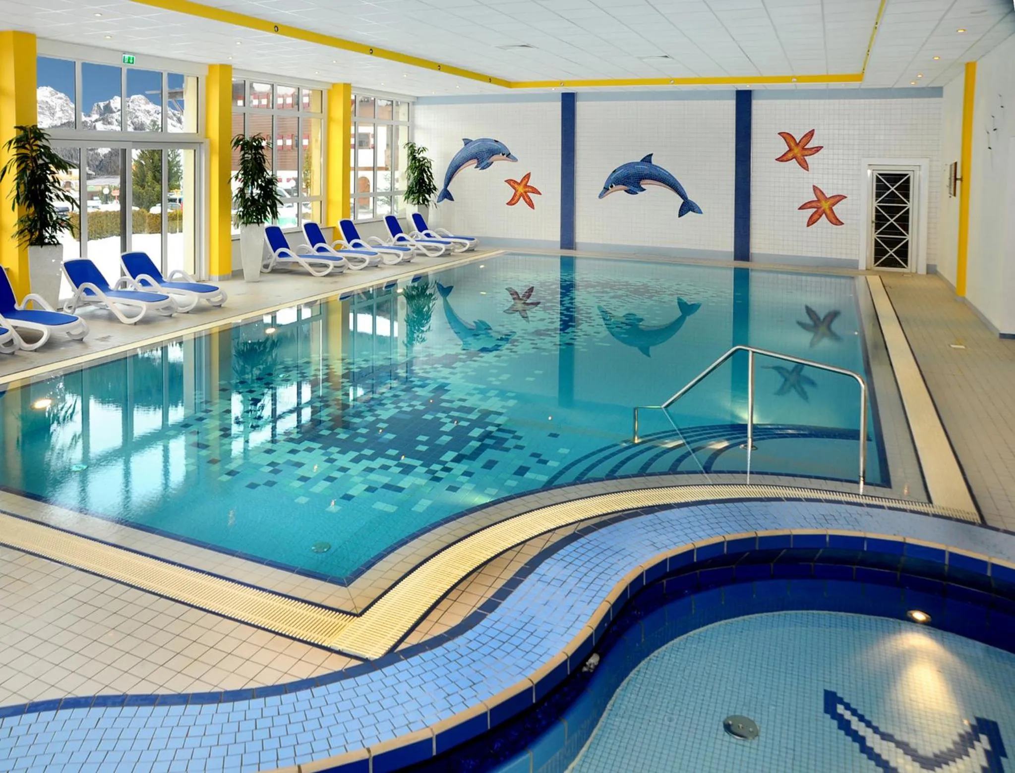 Swimming pool in All Inclusive - Marco Polo Alpina Familien- & Sporthotel