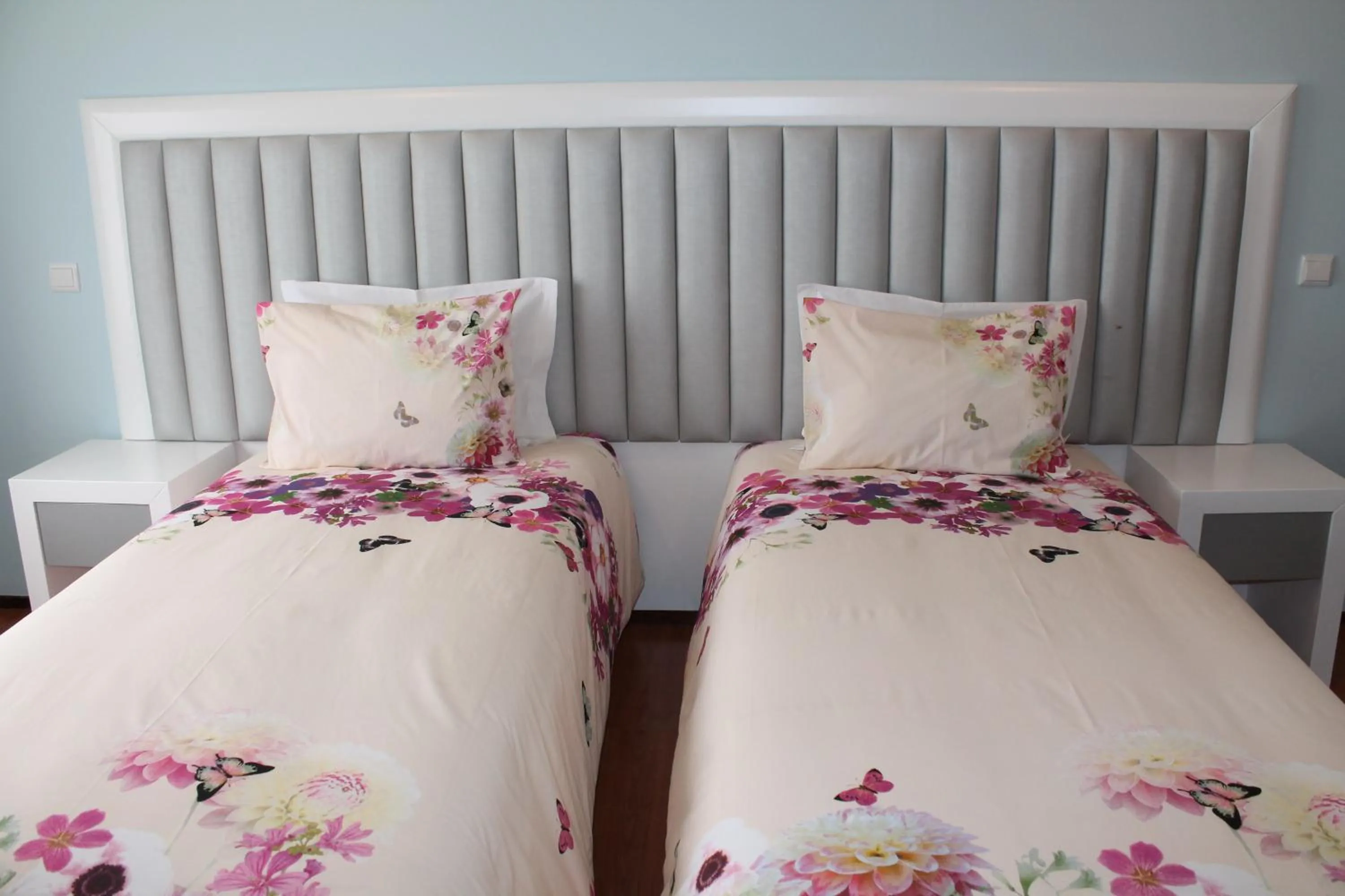 Bedroom, Bed in Grande Oceano Guest House