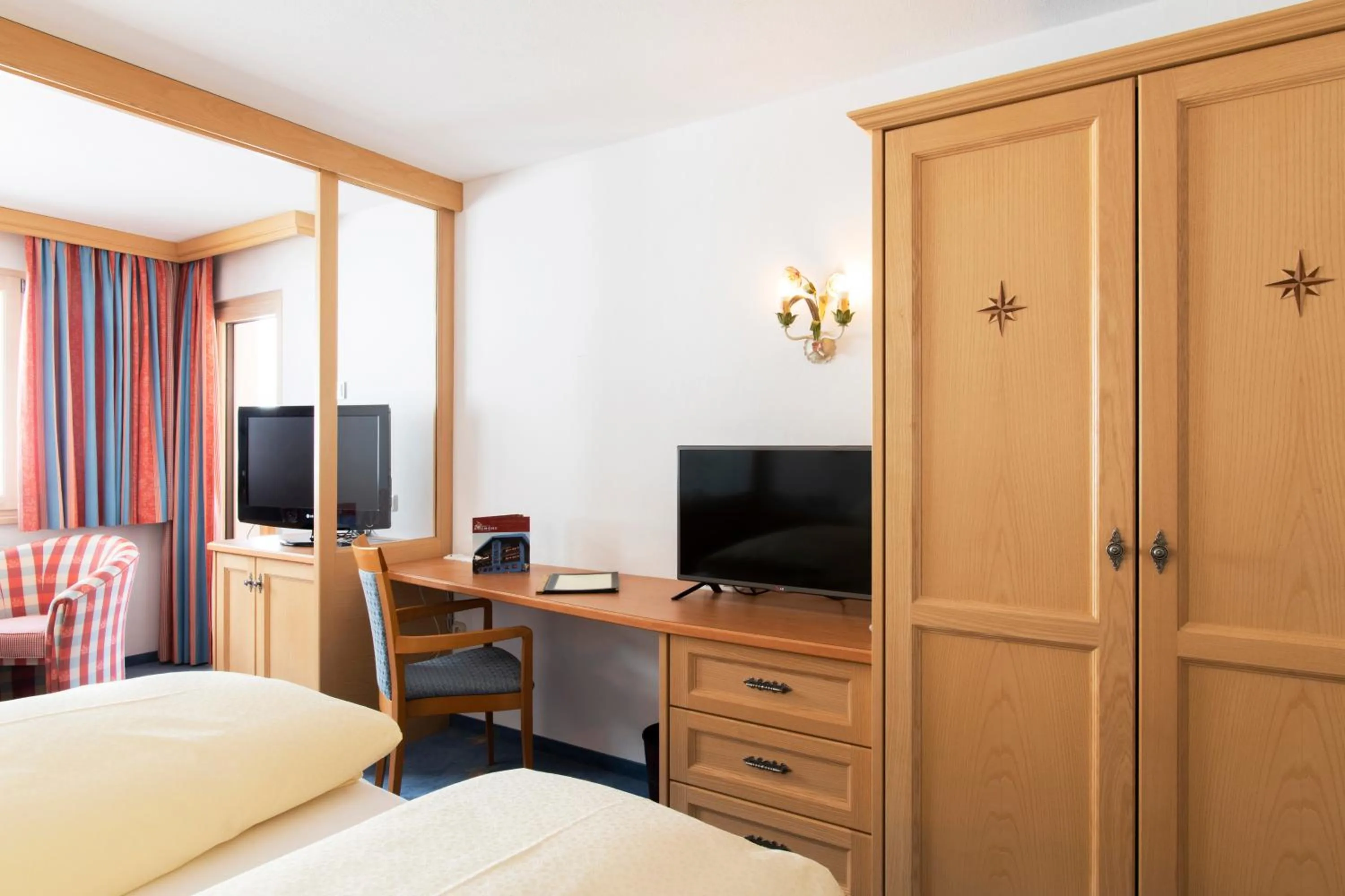 TV and multimedia, Bed in Hotel Anemone