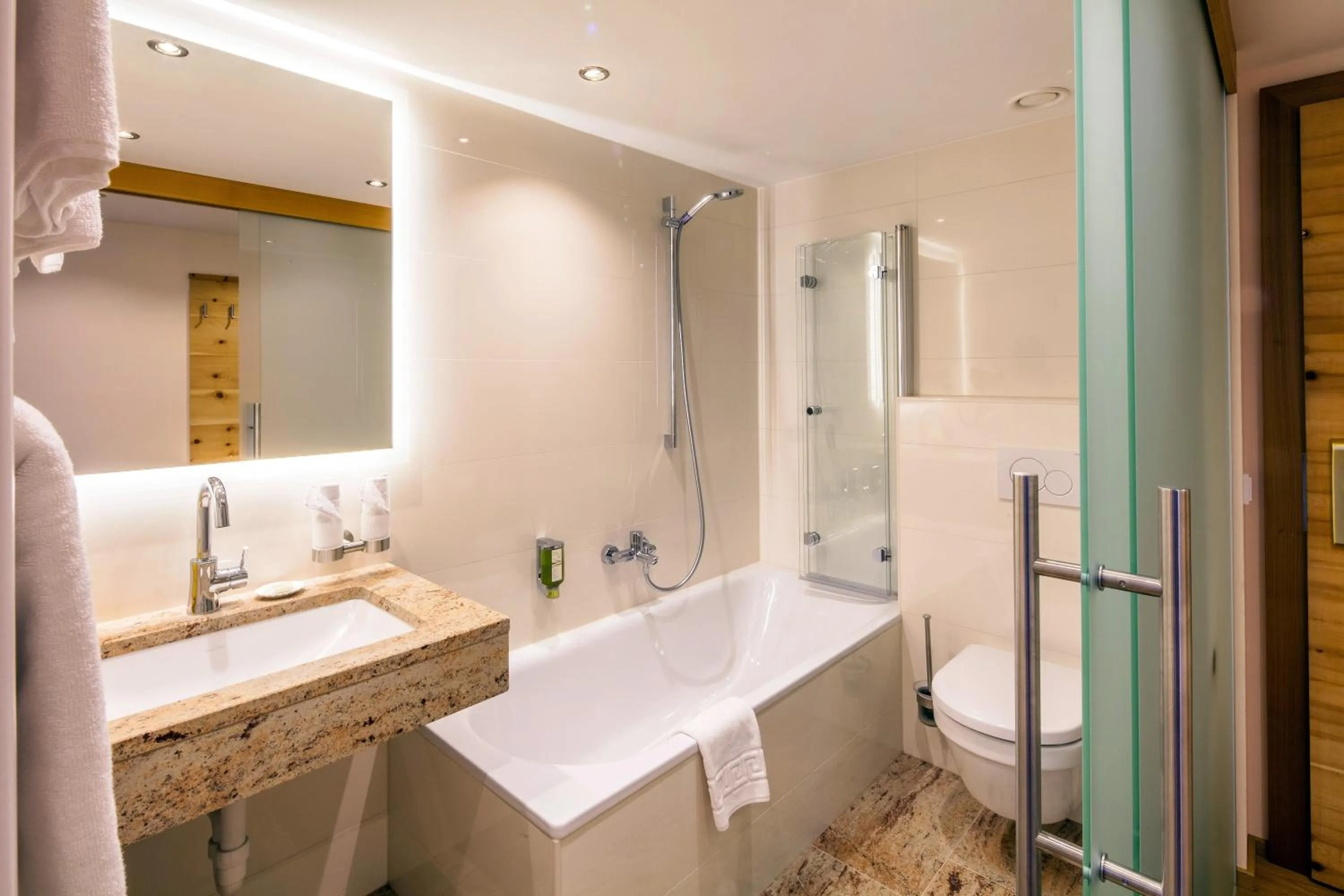 Bathroom in Hotel Anemone