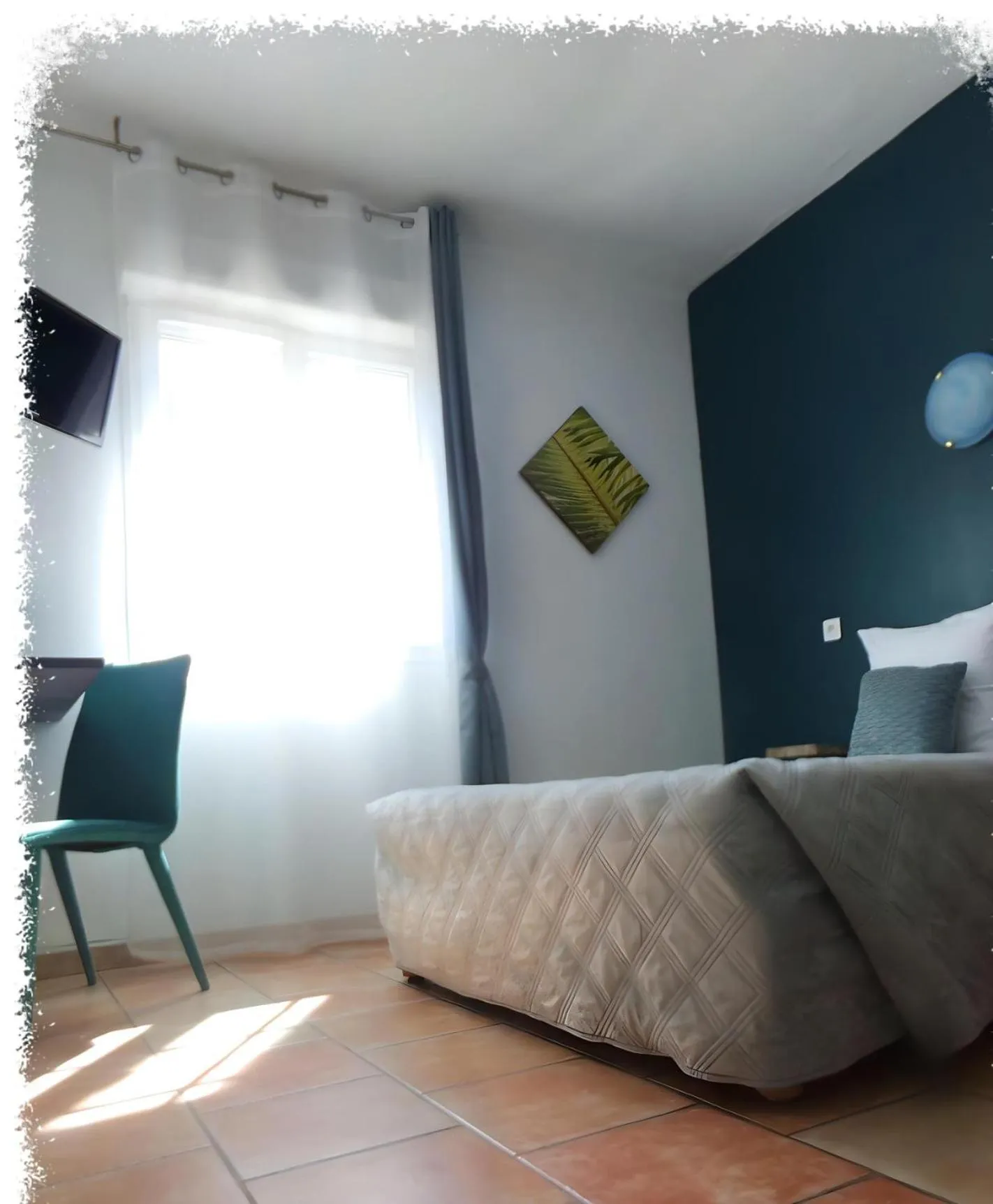 Bedroom in Hotel Du Lac