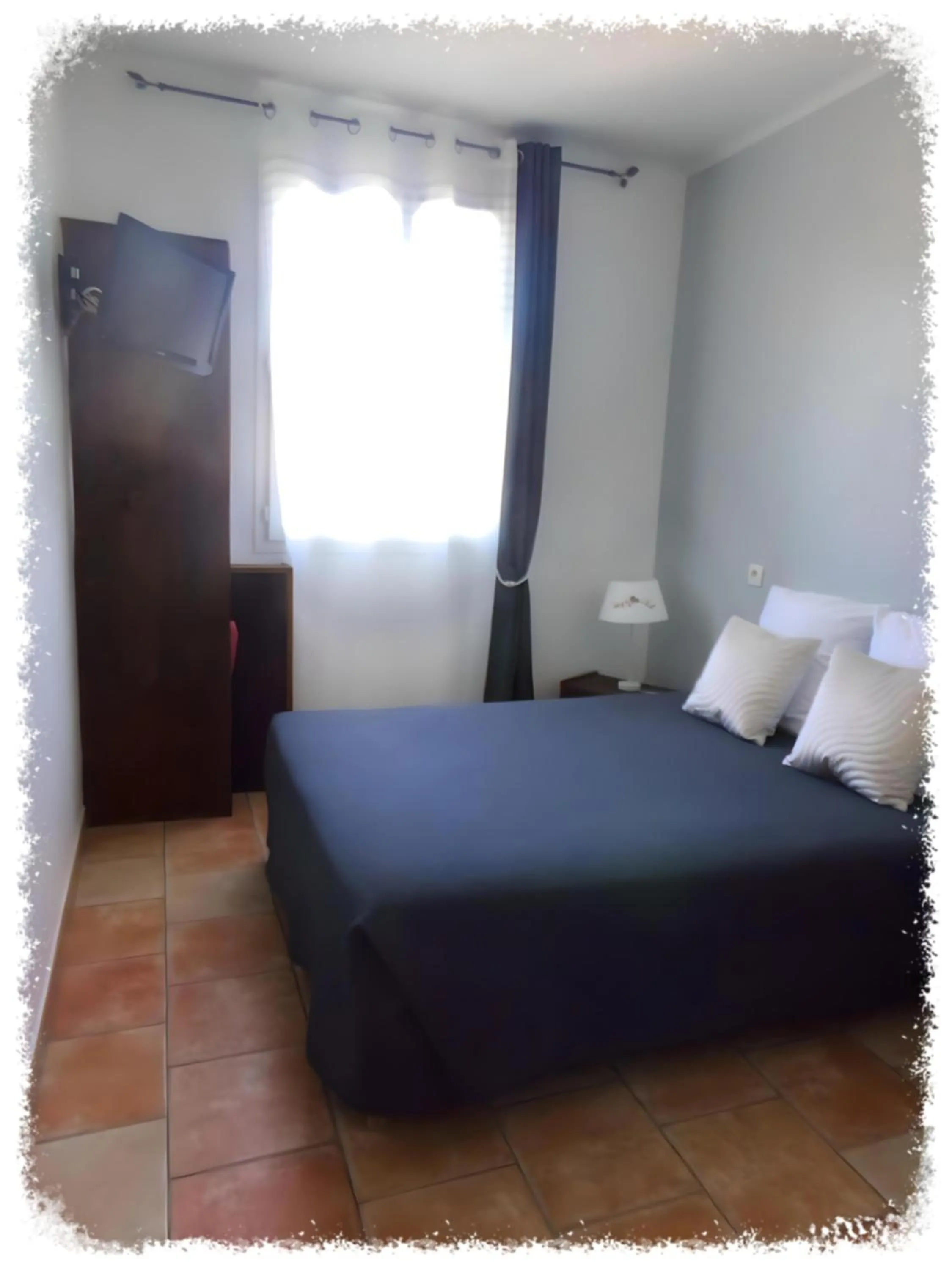 Bedroom, Bed in Hotel Du Lac