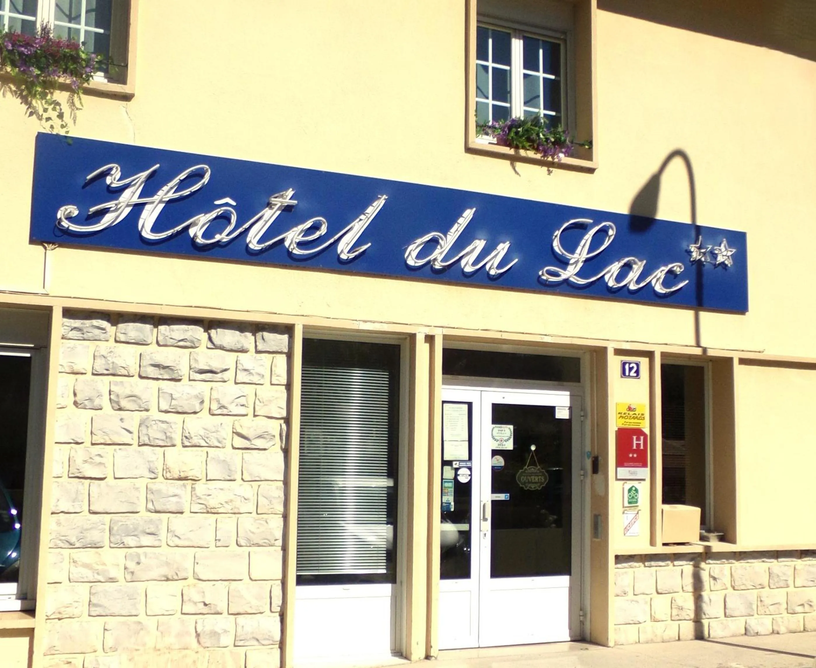 Facade/entrance in Hotel Du Lac