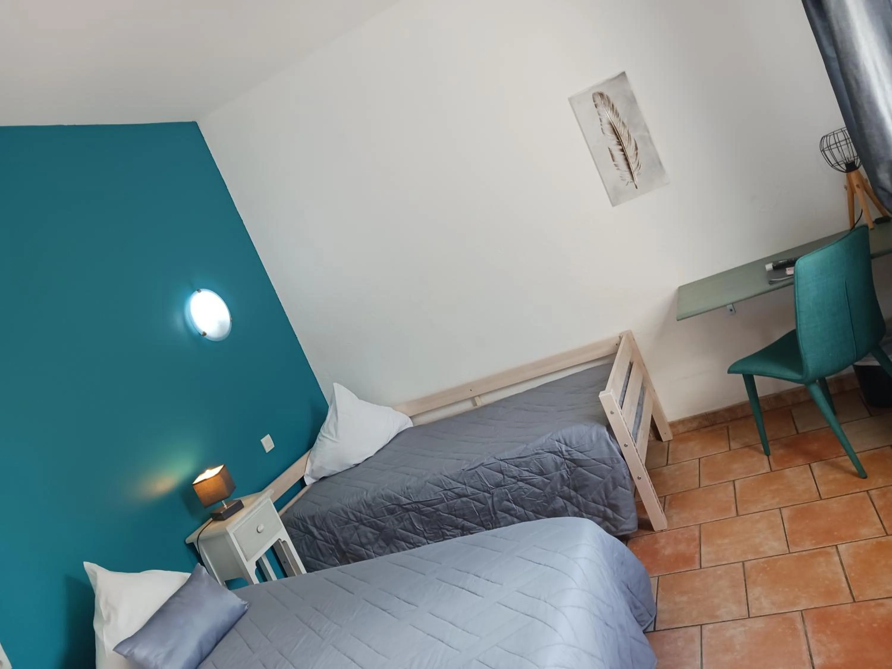 Bedroom, Bed in Hotel Du Lac