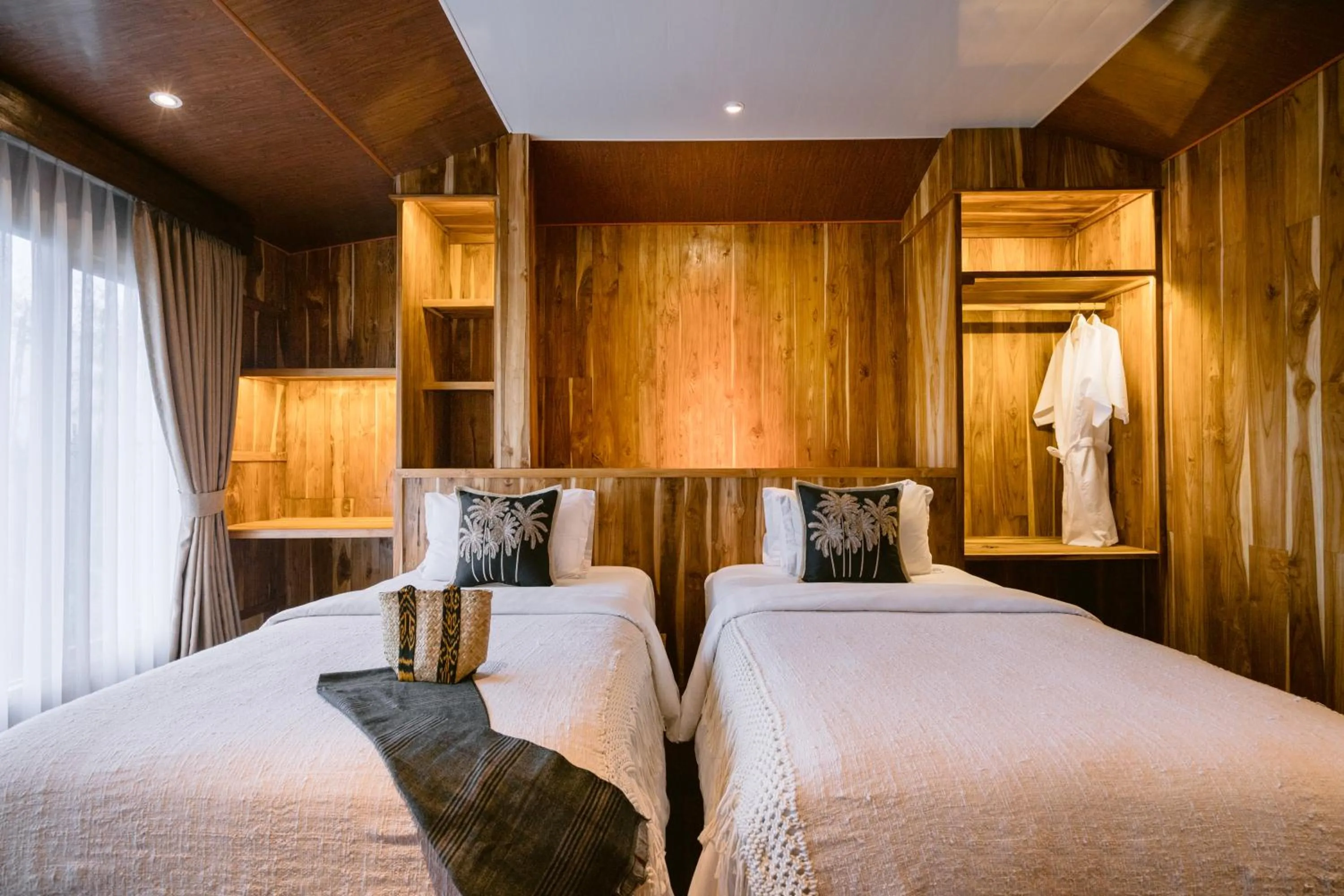 Bed in Munduk Menir Villas