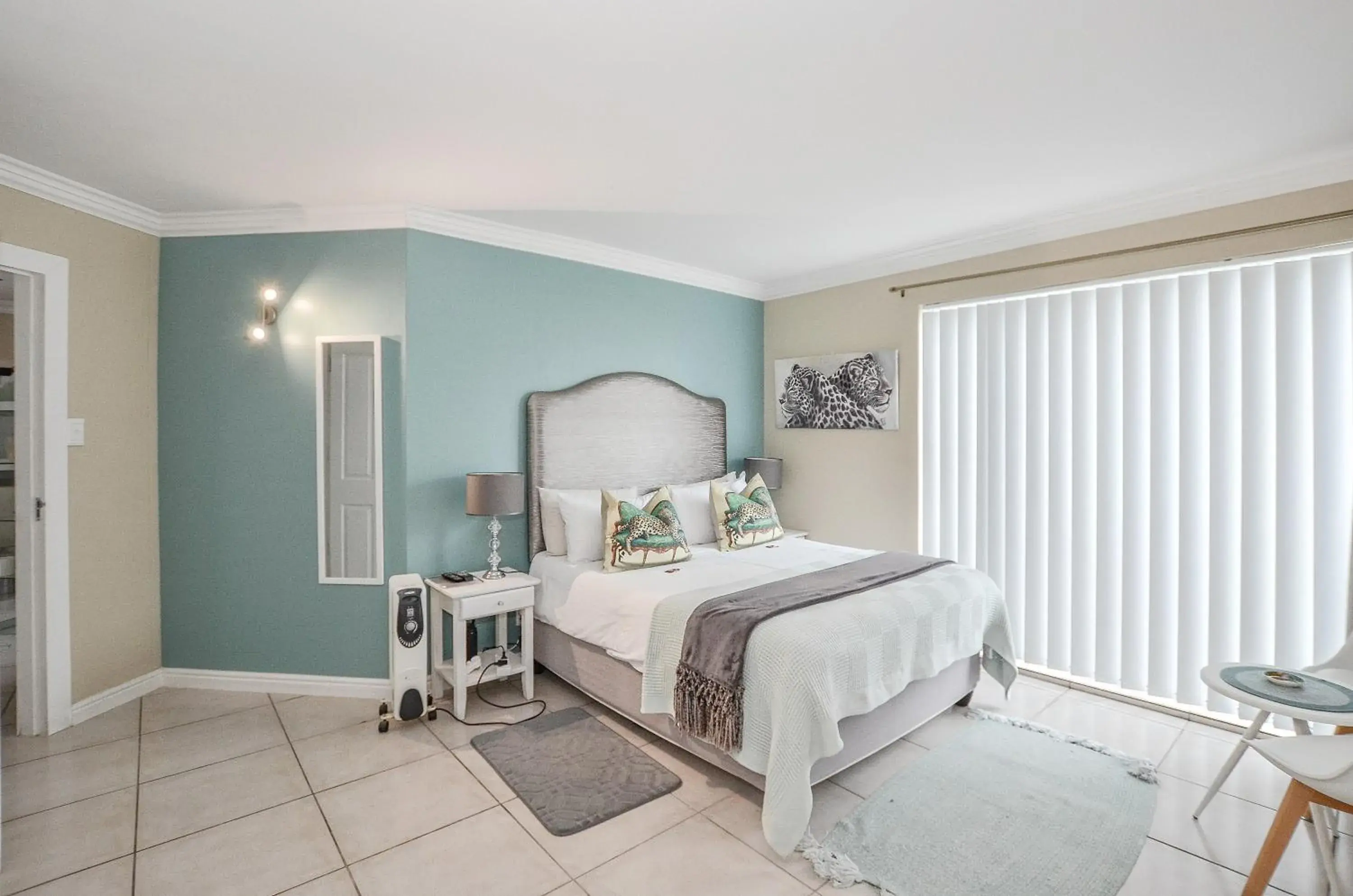 Deluxe Queen Suite - single occupancy in Atlantic Breeze Deluxe Queen Suite - single occupancy in Atlantic Breeze