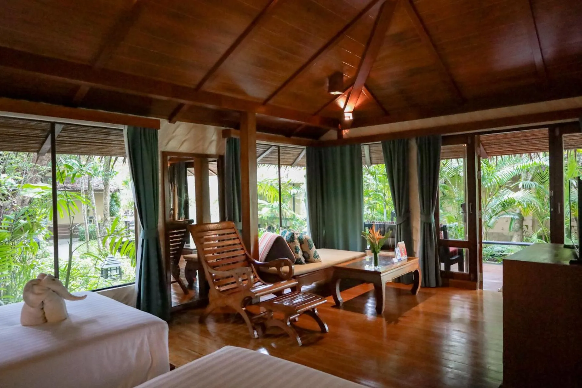 Bedroom, Bed in Centara Koh Chang Tropicana Resort