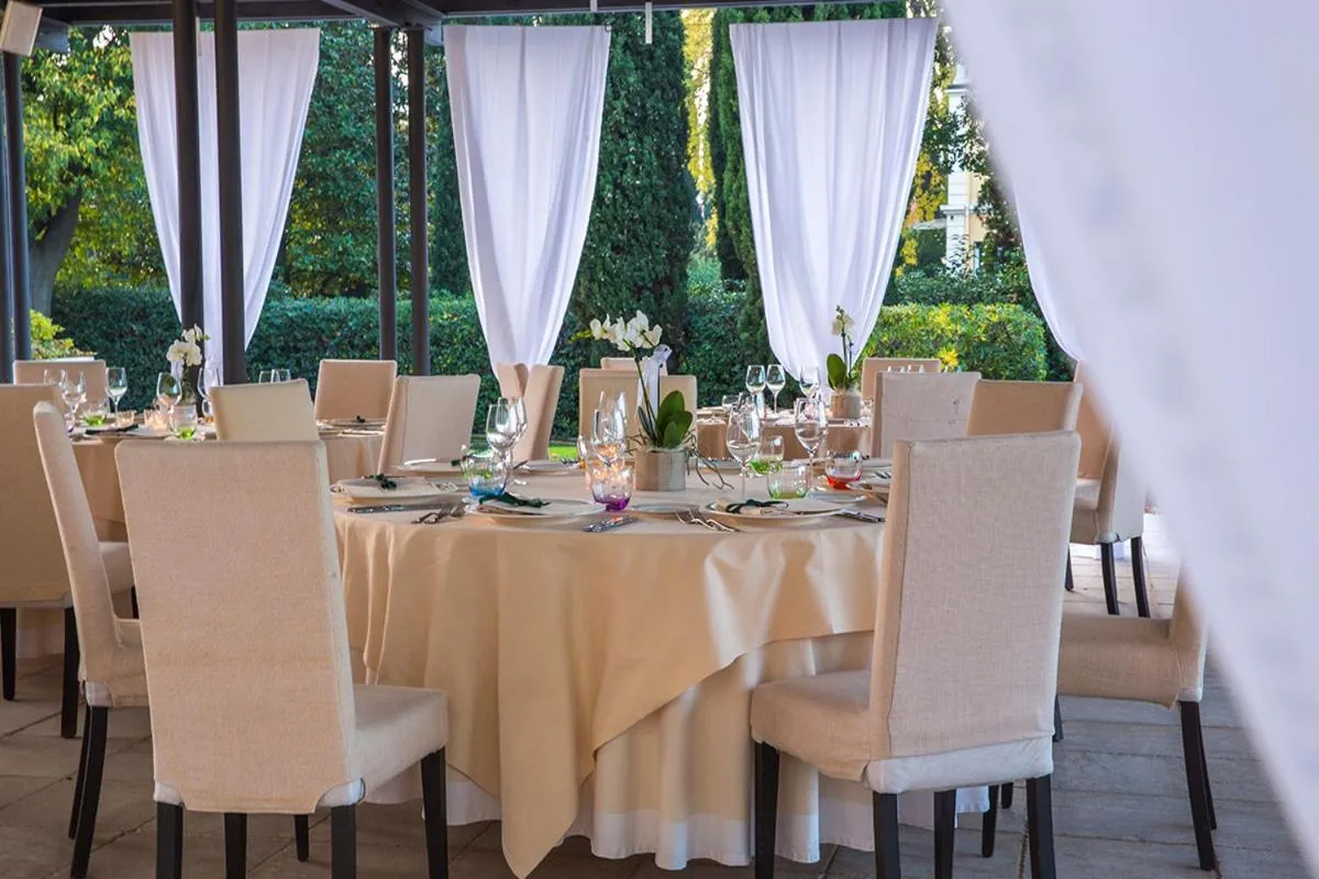 Business facilities in Hotel Acquaviva Del Garda