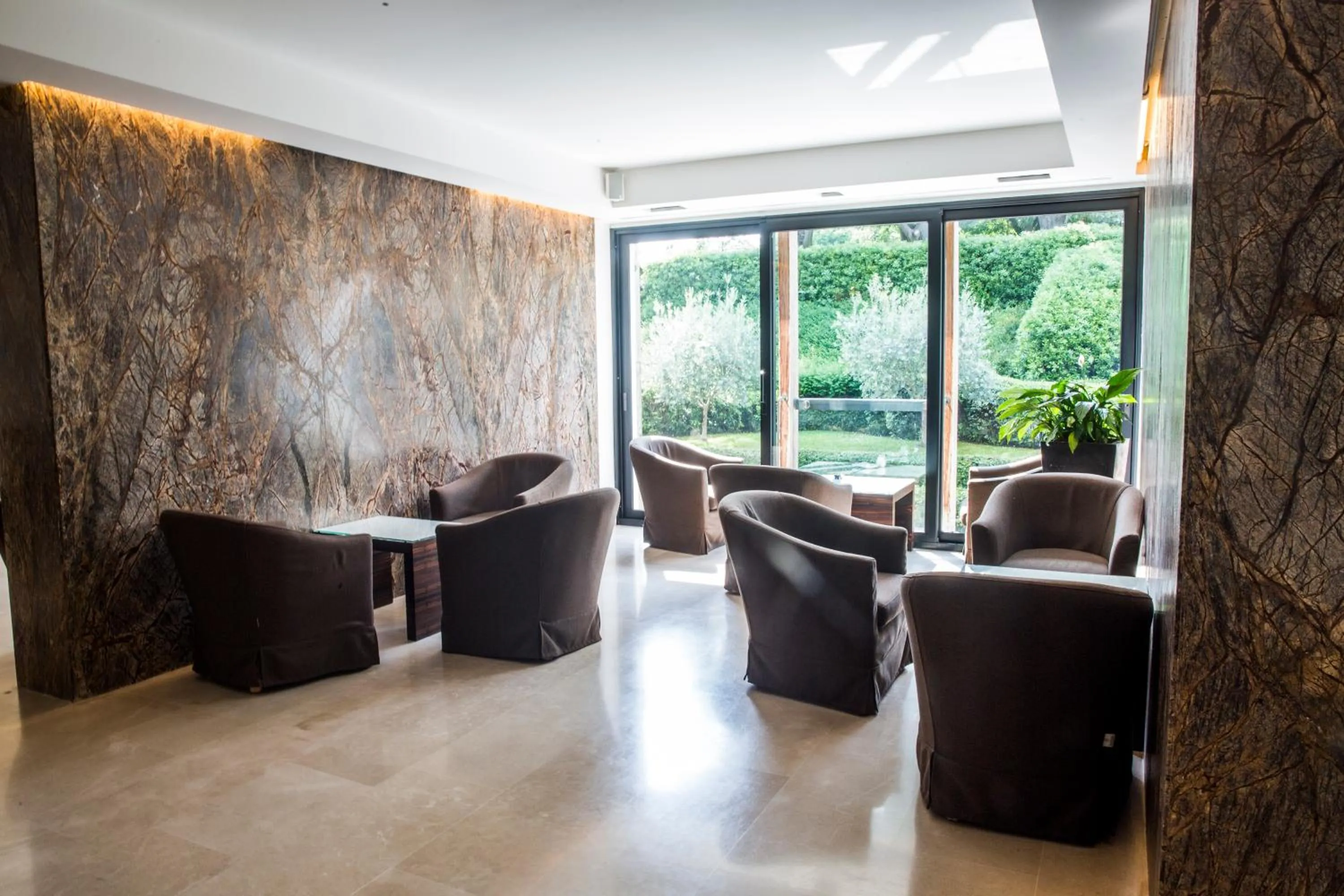 Day in Hotel Acquaviva Del Garda