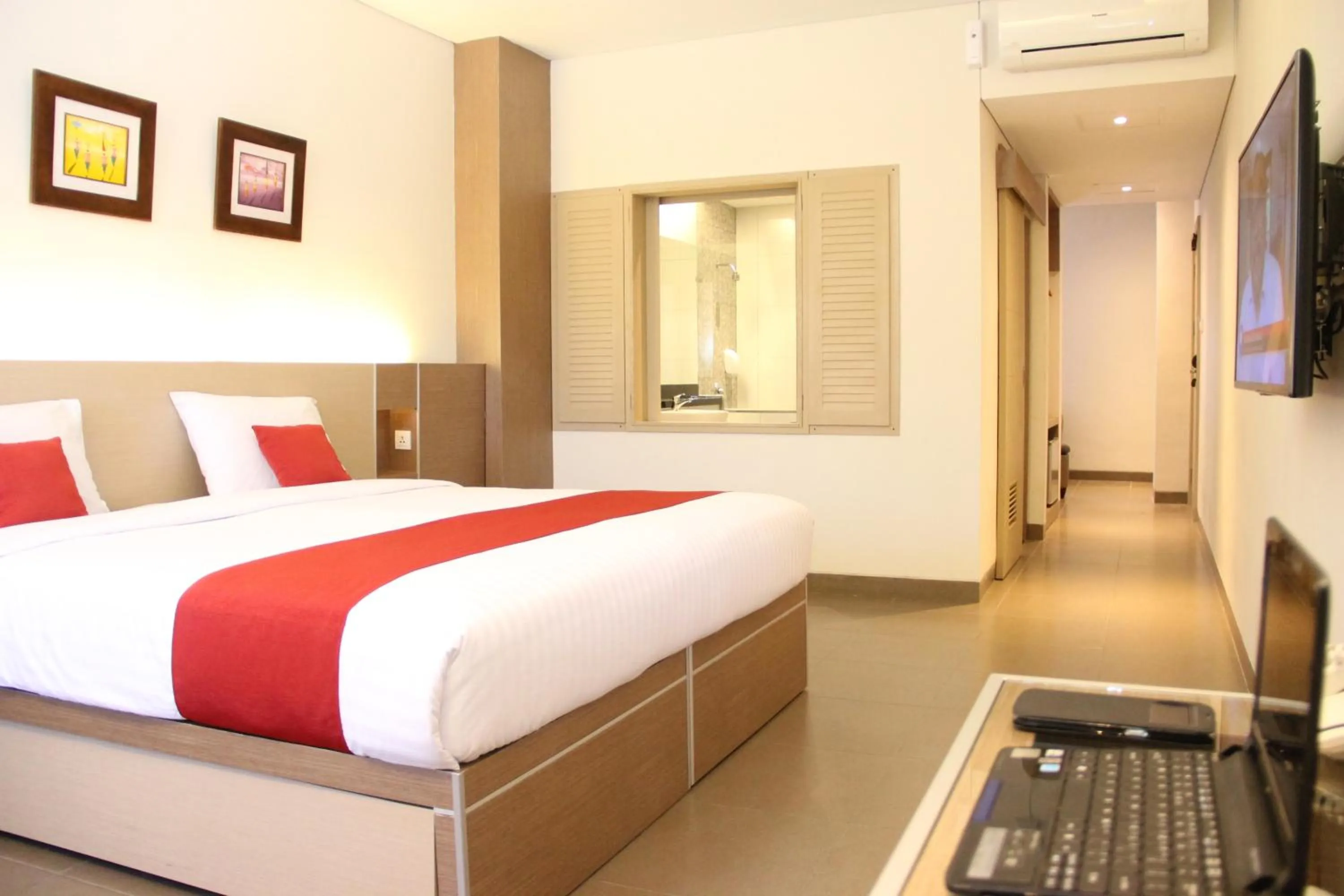 Bed in Mutiara Hotel and Convention