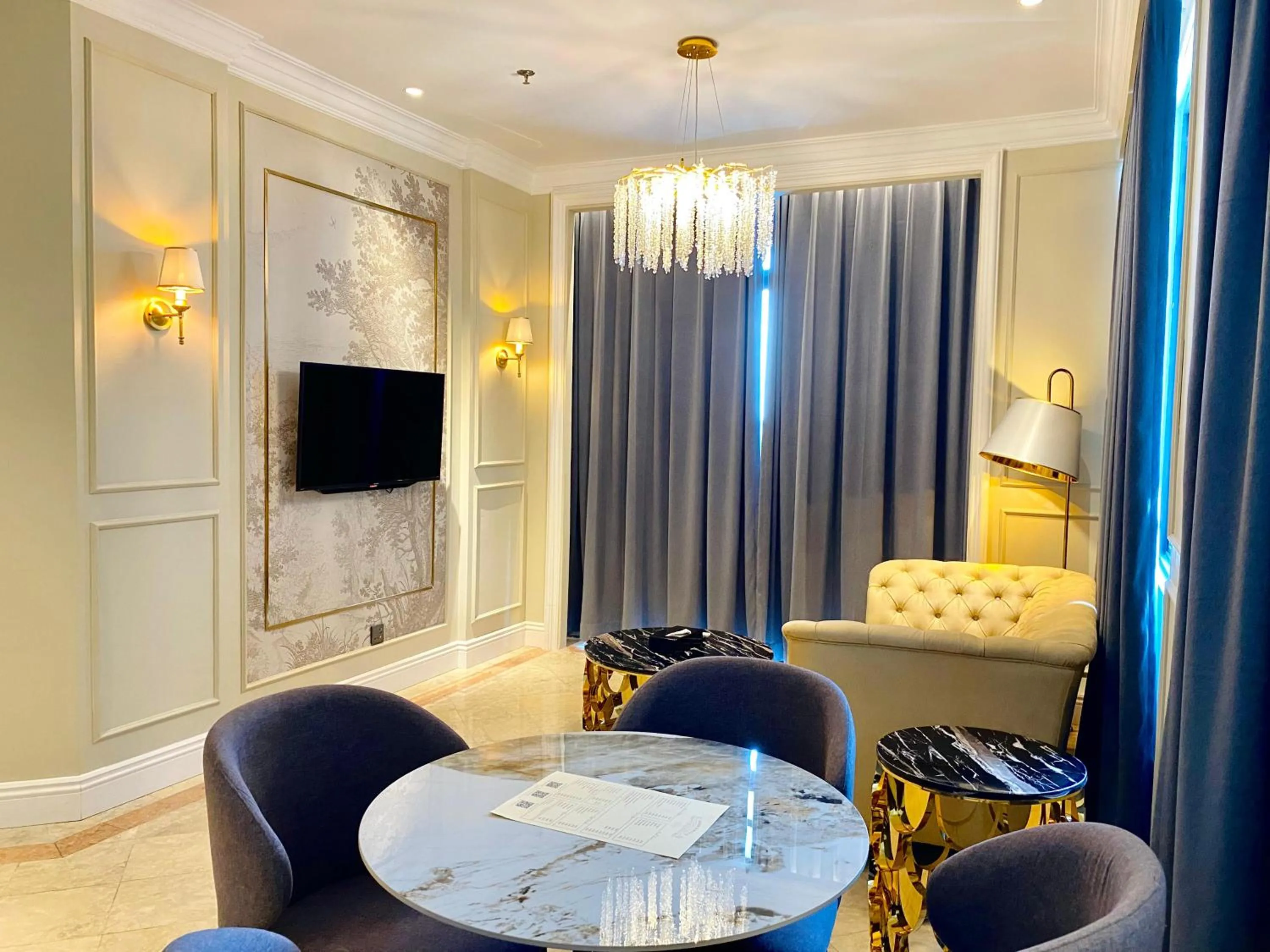 Grand Eska Hotel & Suites Batam