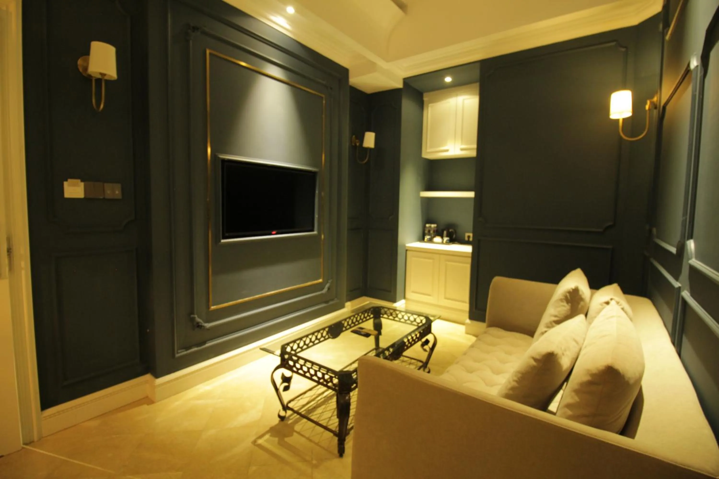 Living room in Grand Eska Hotel & Suites Batam