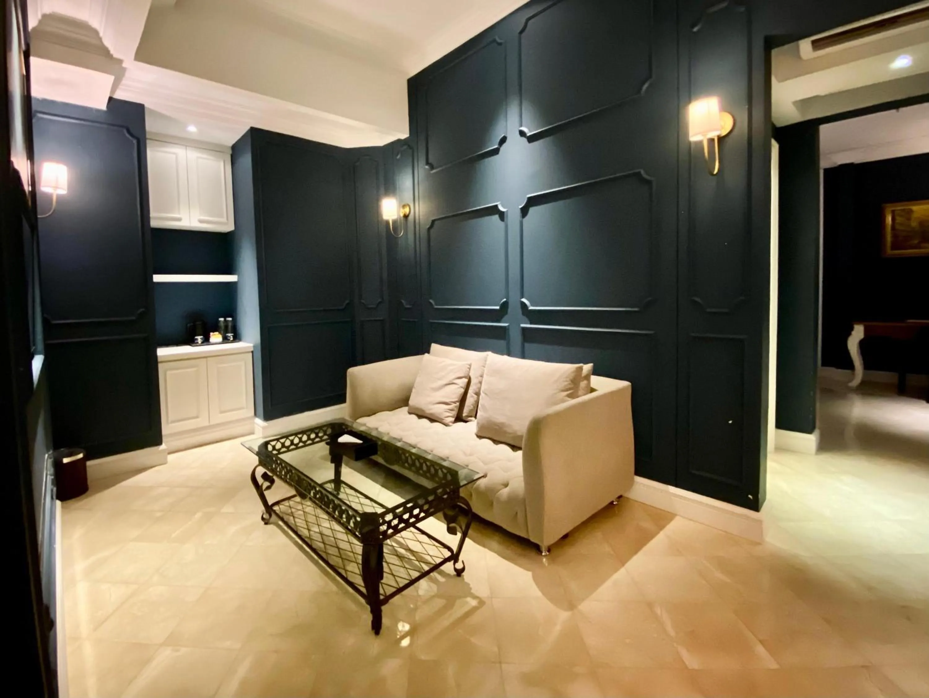 Grand Eska Hotel & Suites Batam