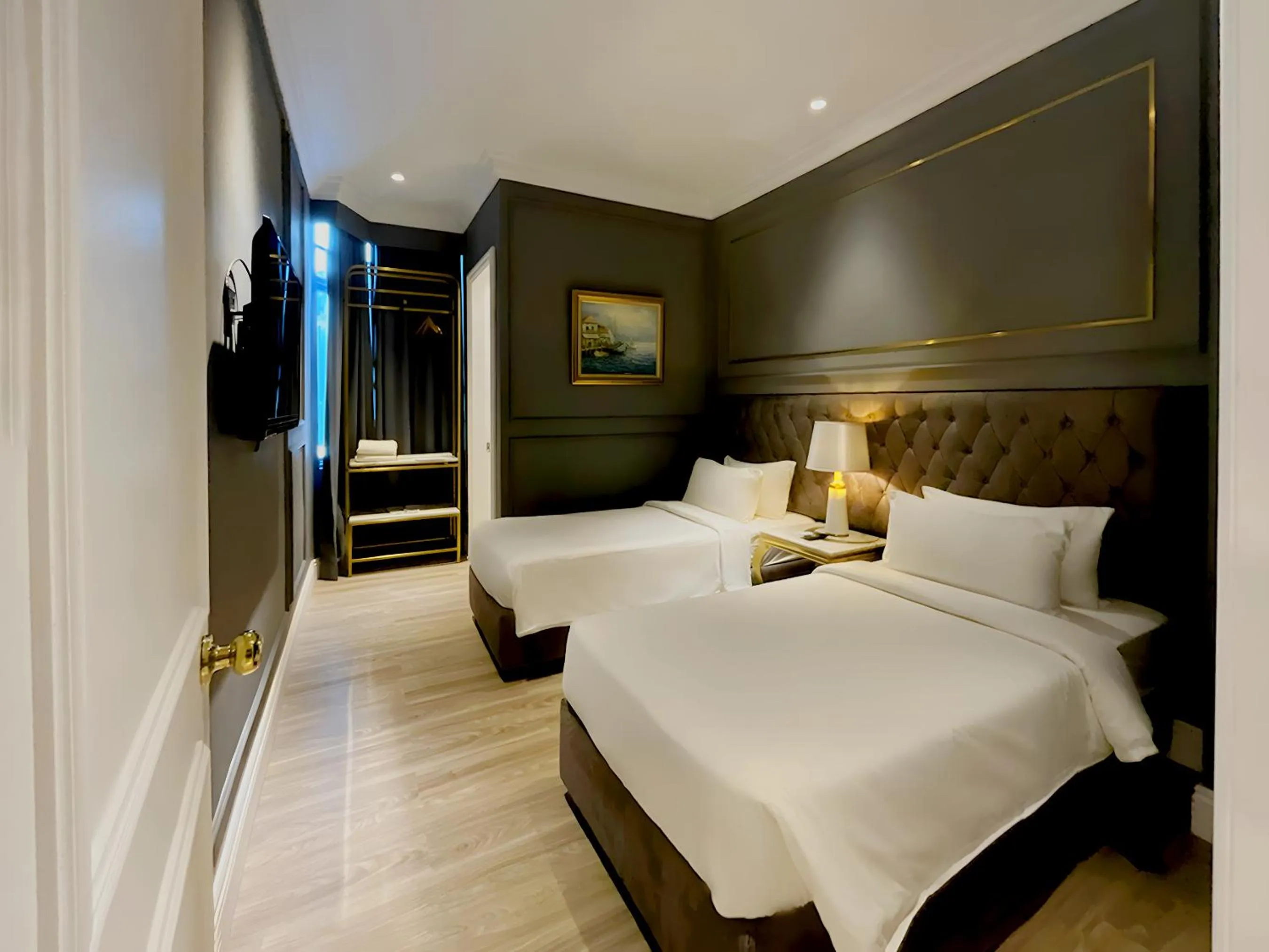Bed in Grand Eska Hotel & Suites Batam