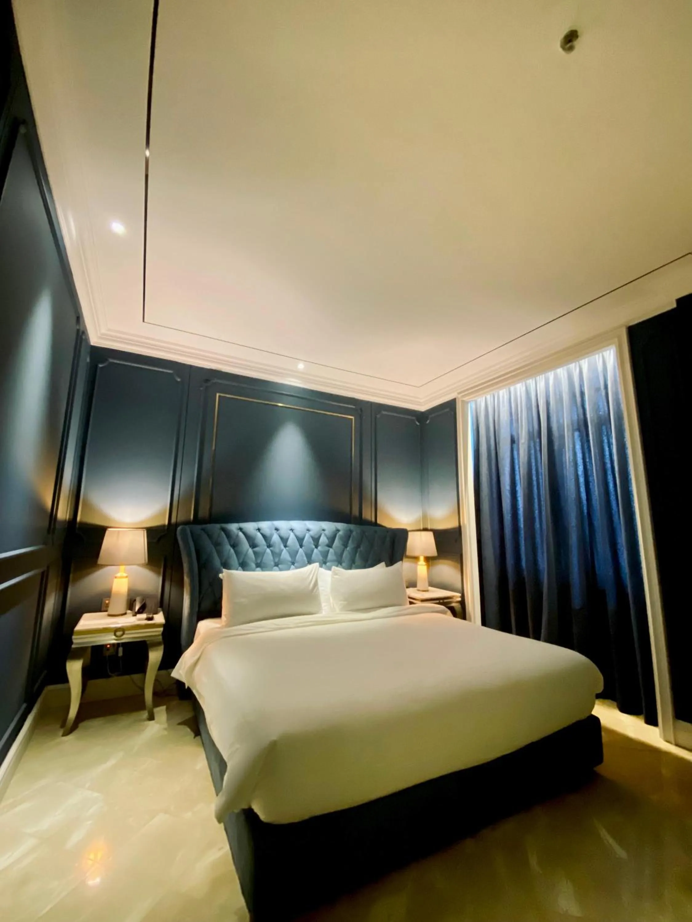 Bed in Grand Eska Hotel & Suites Batam