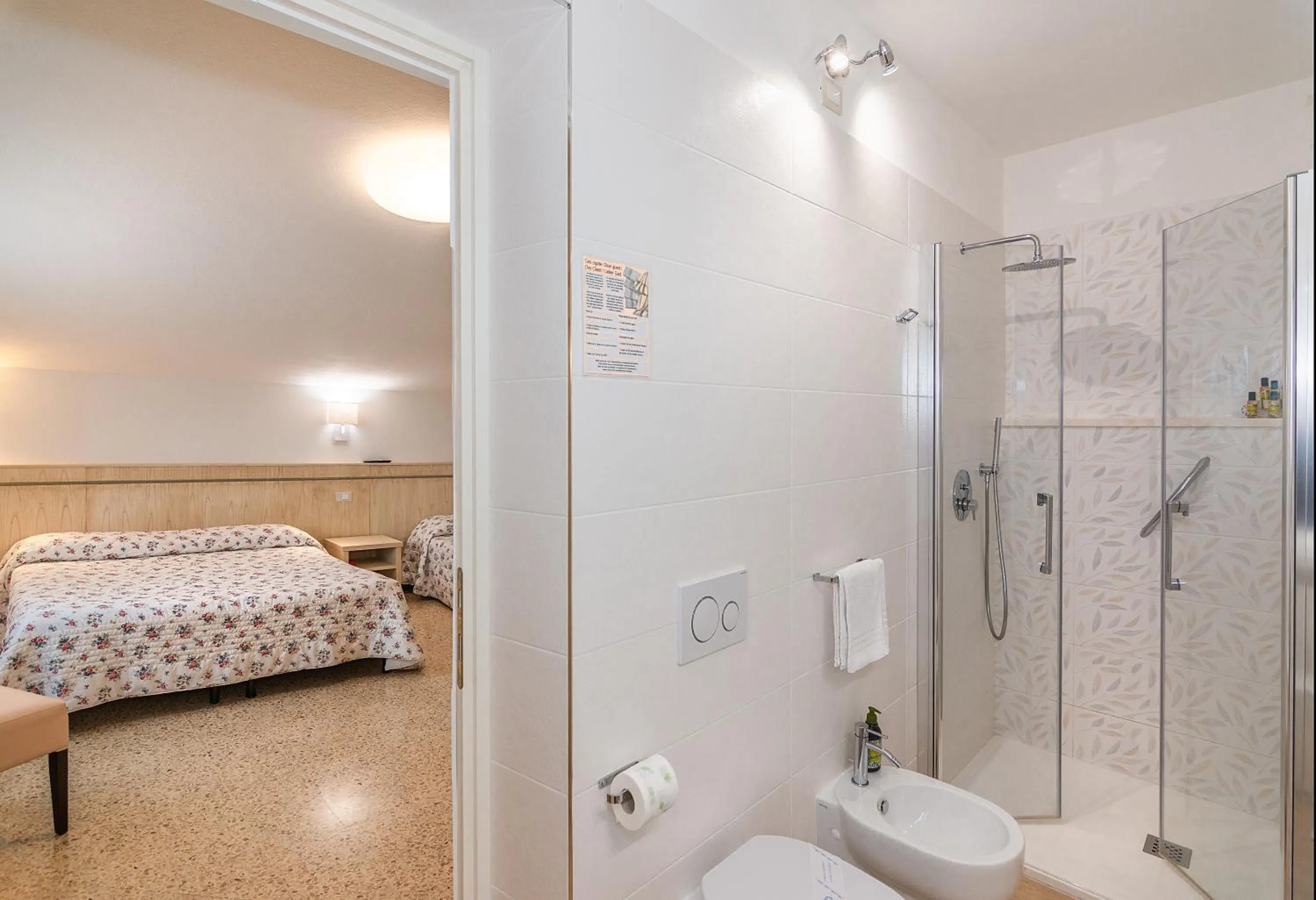 Shower, Bed in B&B Da Pio