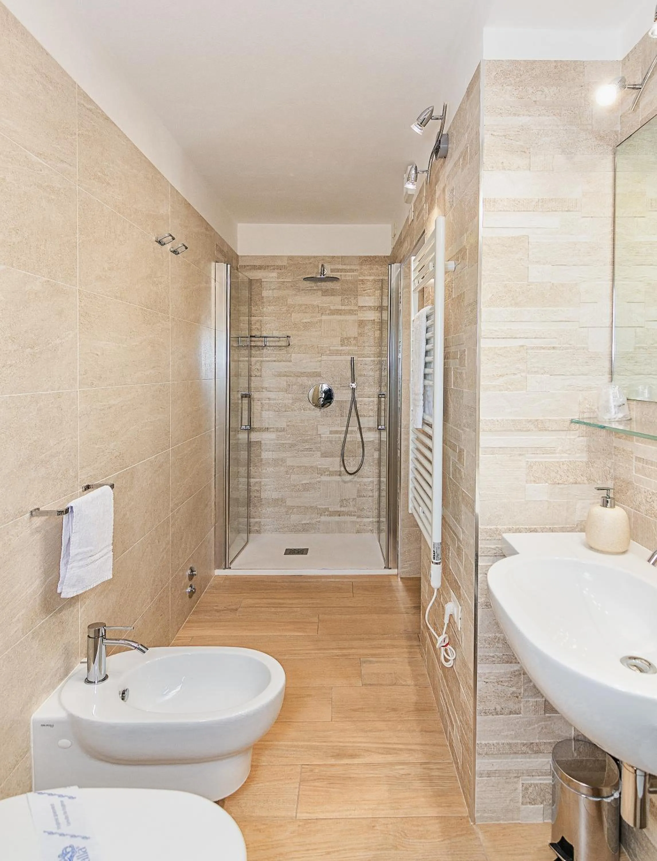 Shower in B&B Da Pio