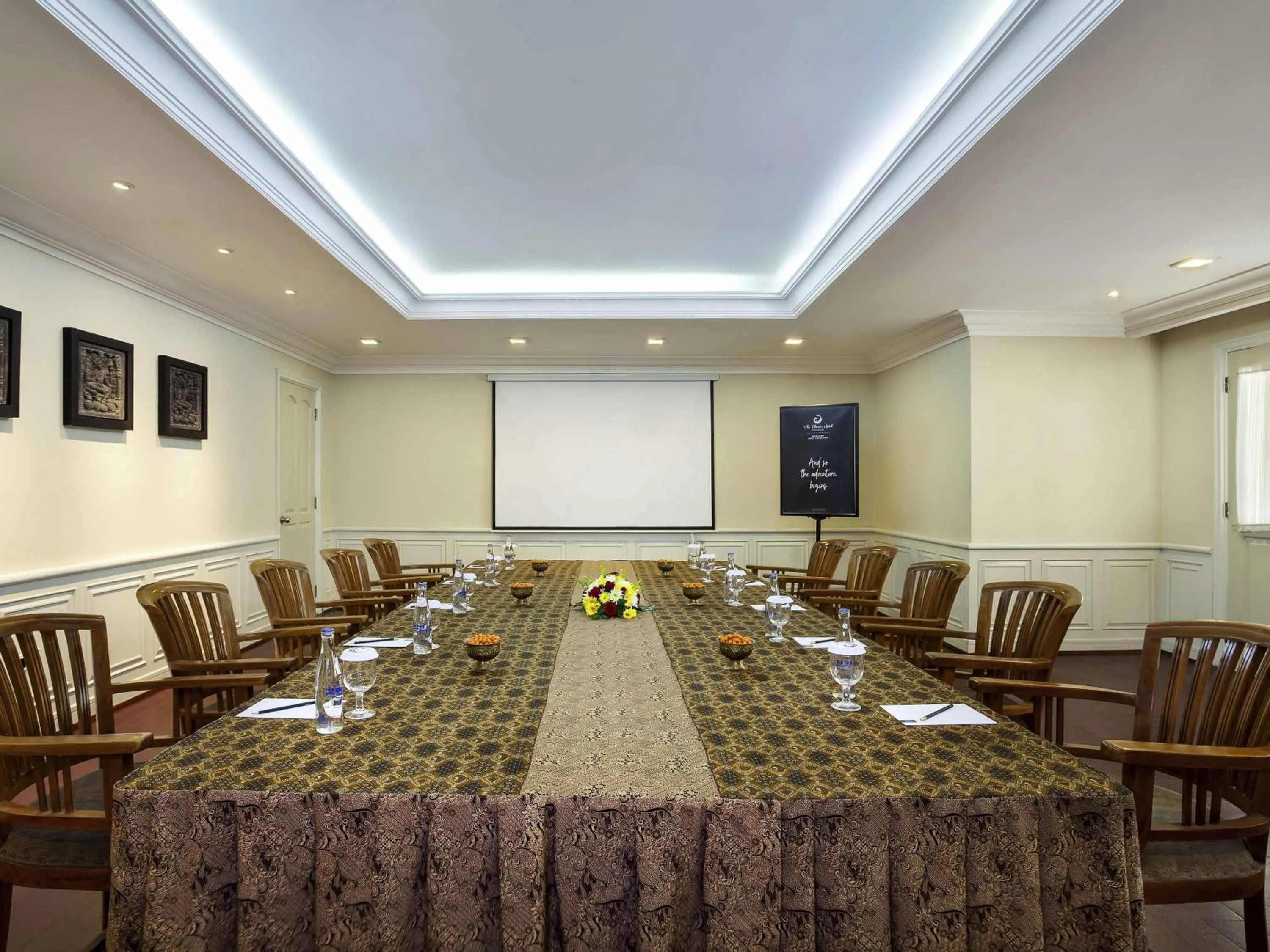 Meeting/conference room in The Phoenix Hotel Yogyakarta - Handwritten Collection