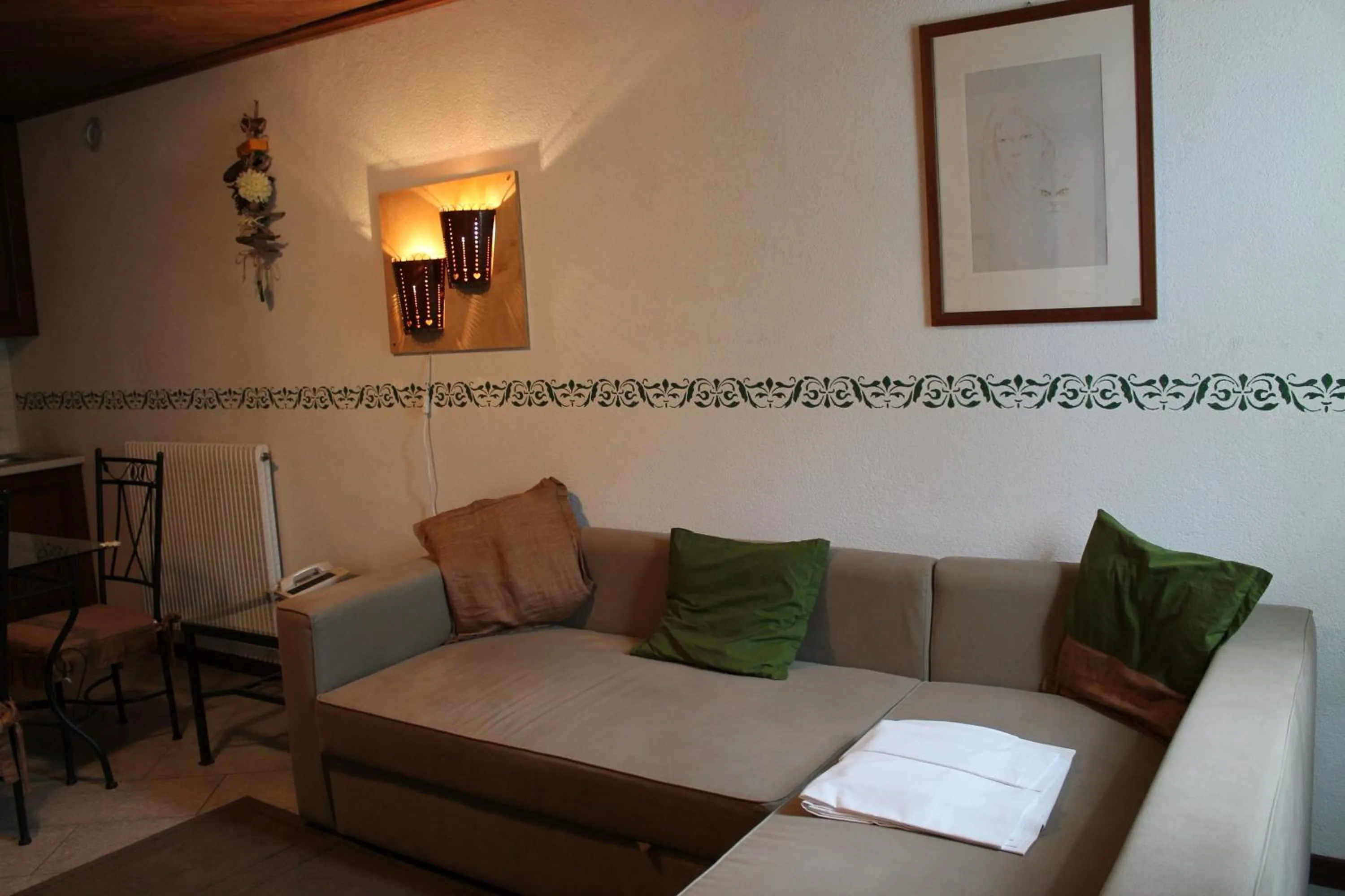 Decorative detail, Bed in Jolly Residence