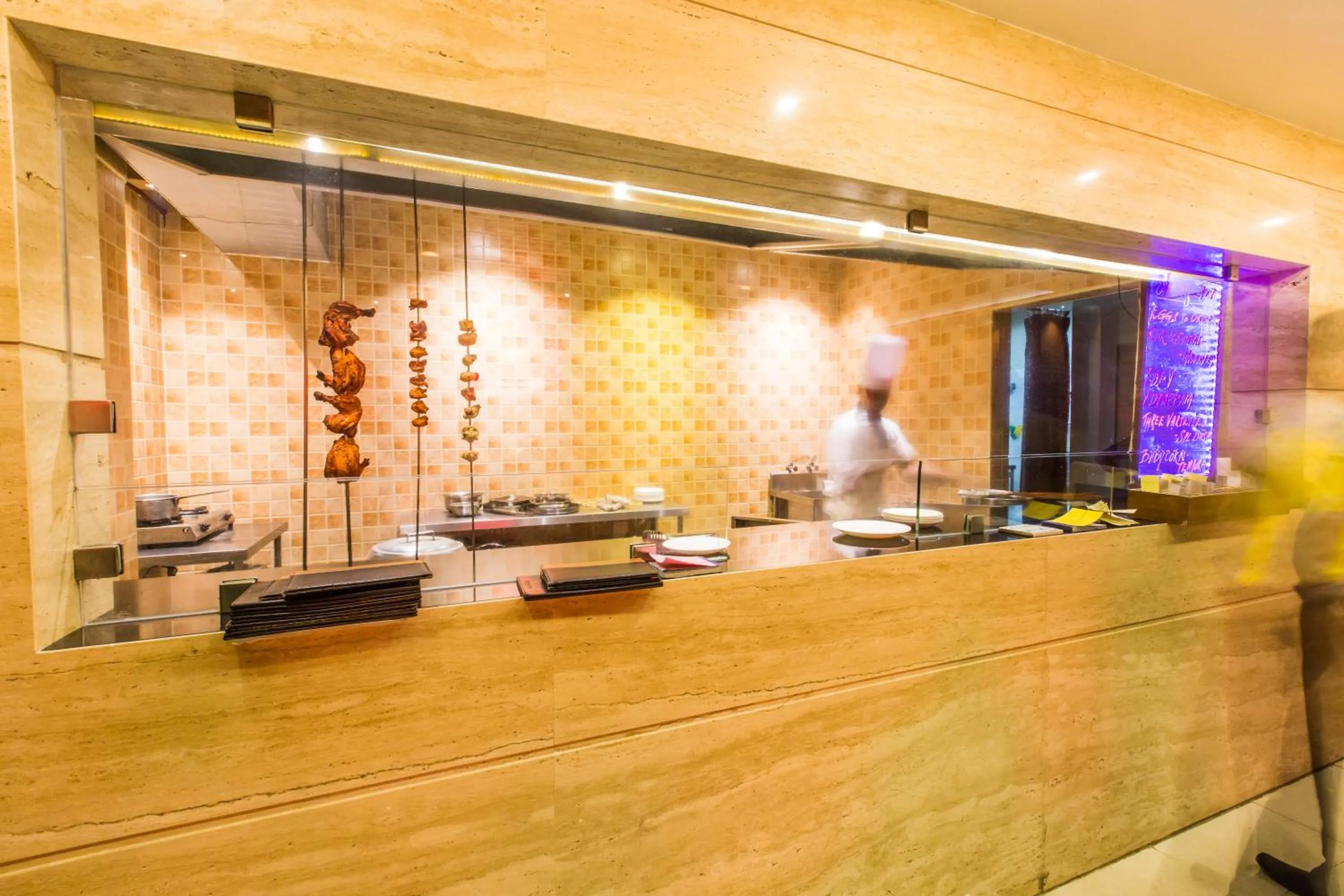 Restaurant/places to eat in Hotel Hemala