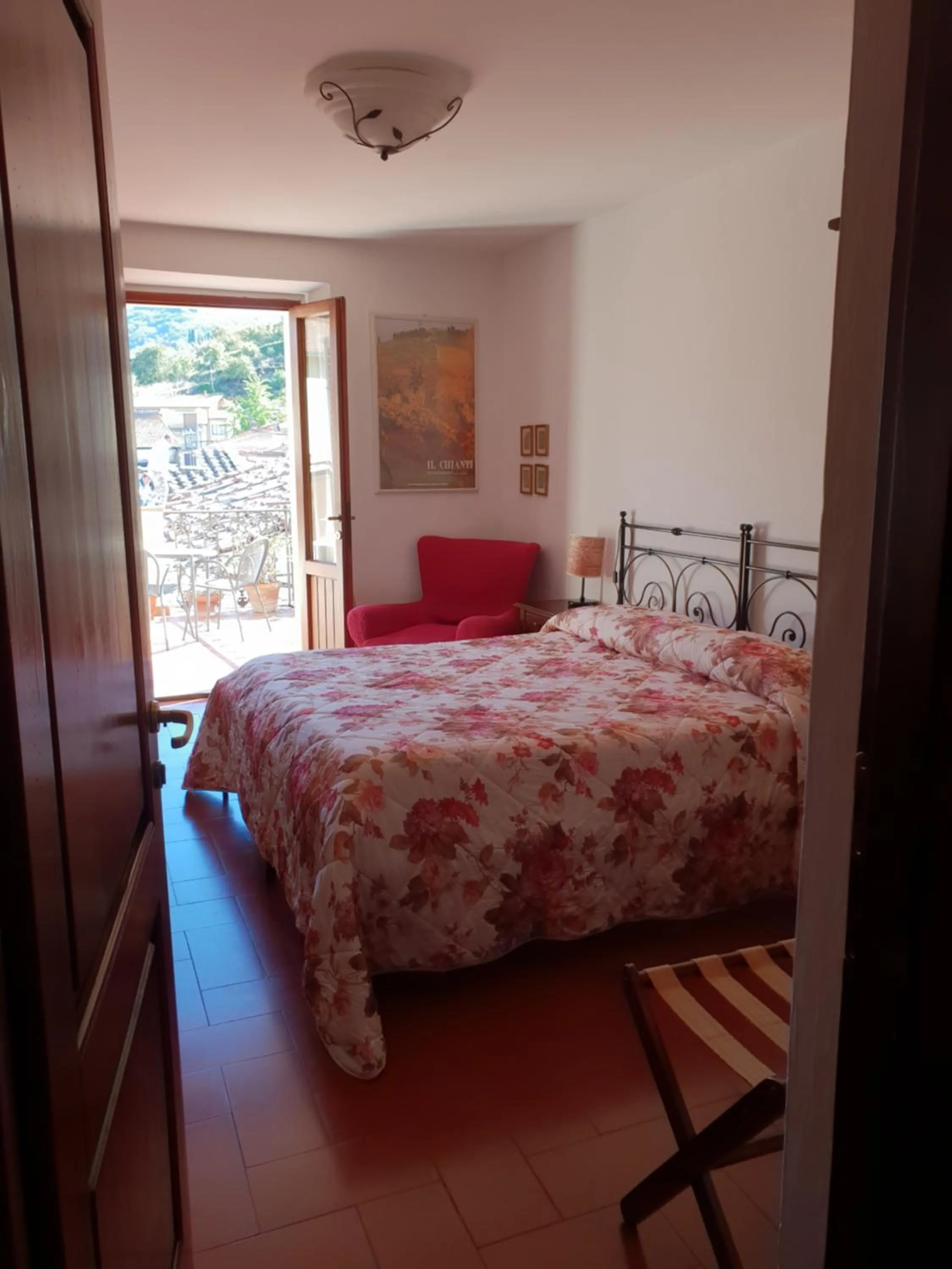 Bed in Albergo Giovanni Da Verrazzano