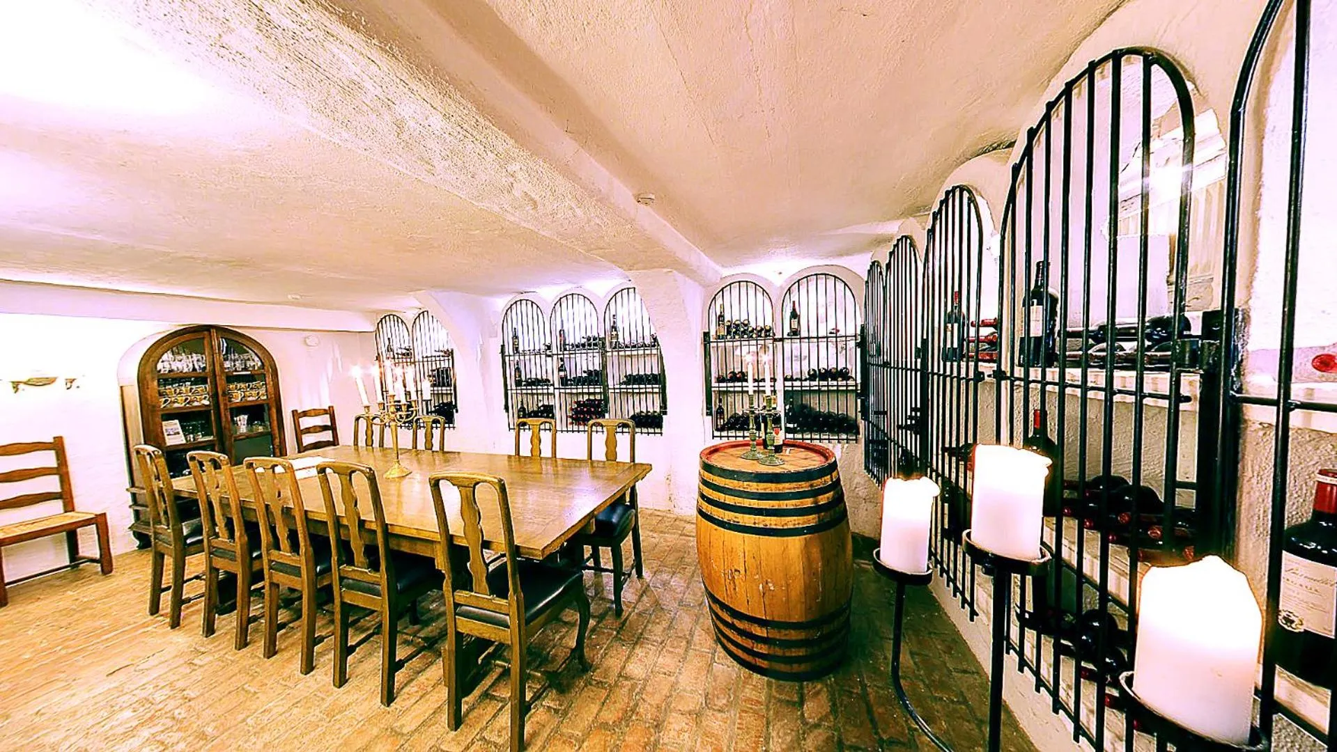 Lounge or bar in Vraa Slotshotel