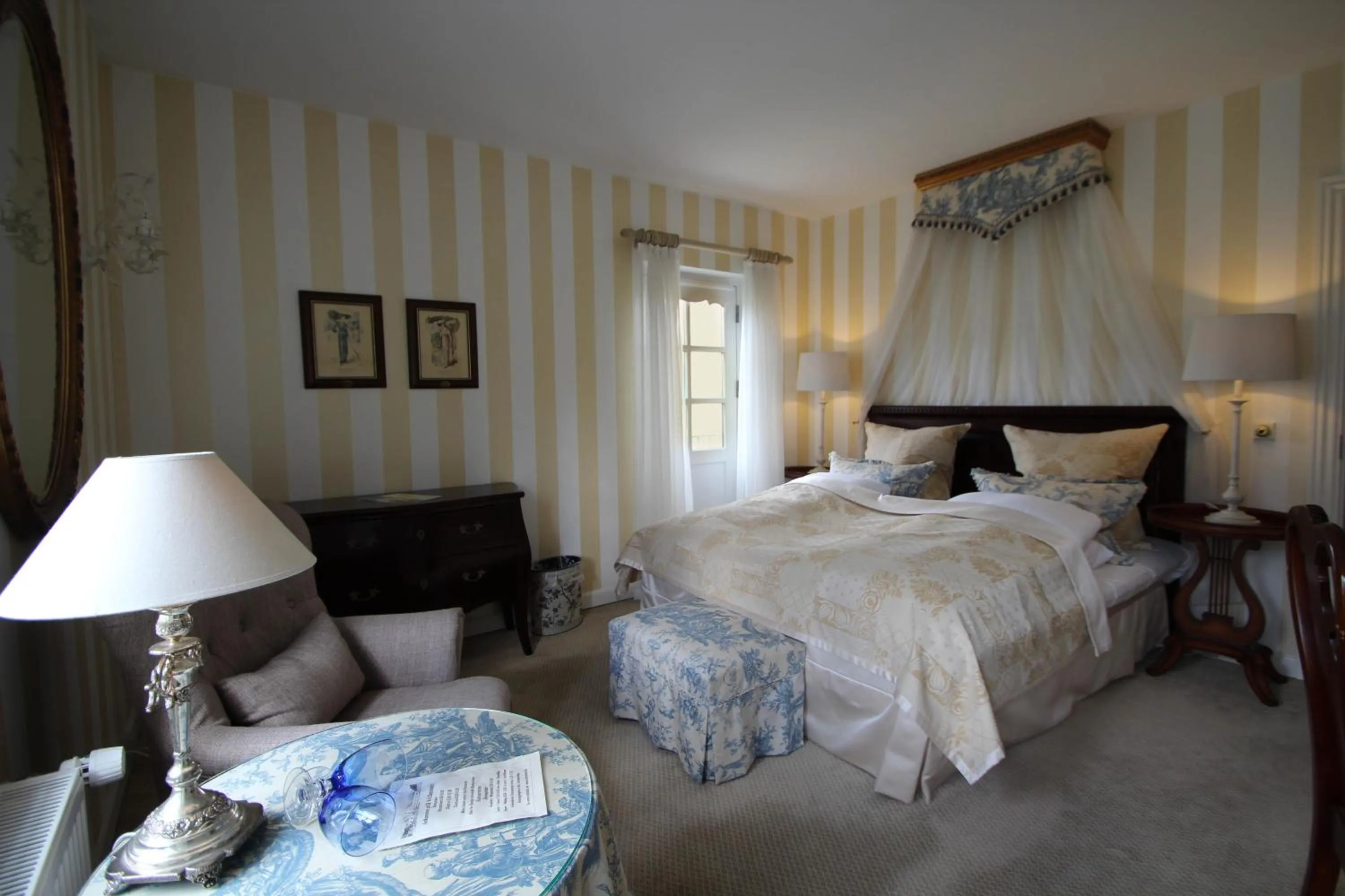 Decorative detail, Bed in Vraa Slotshotel