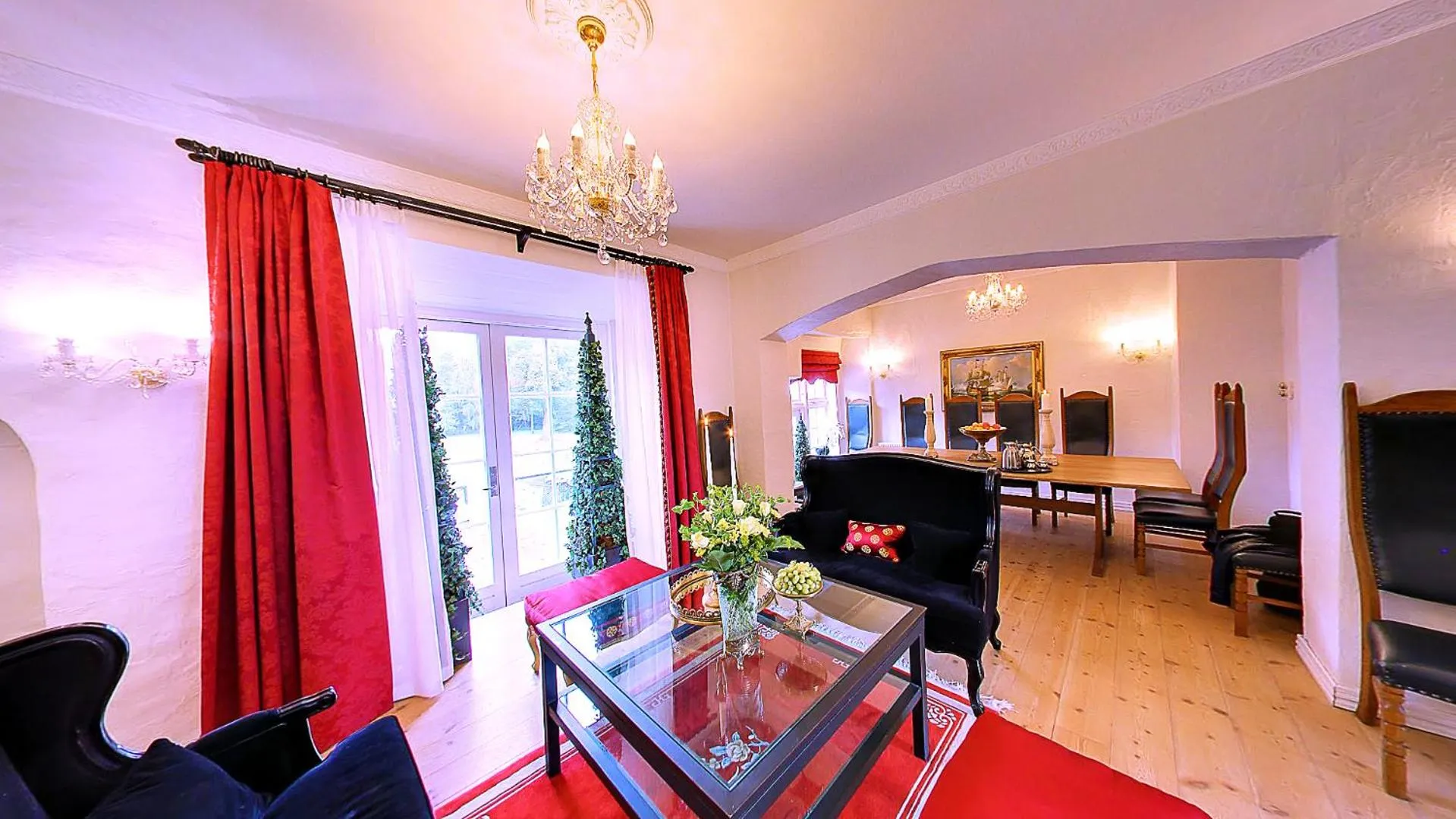 Living room in Vraa Slotshotel