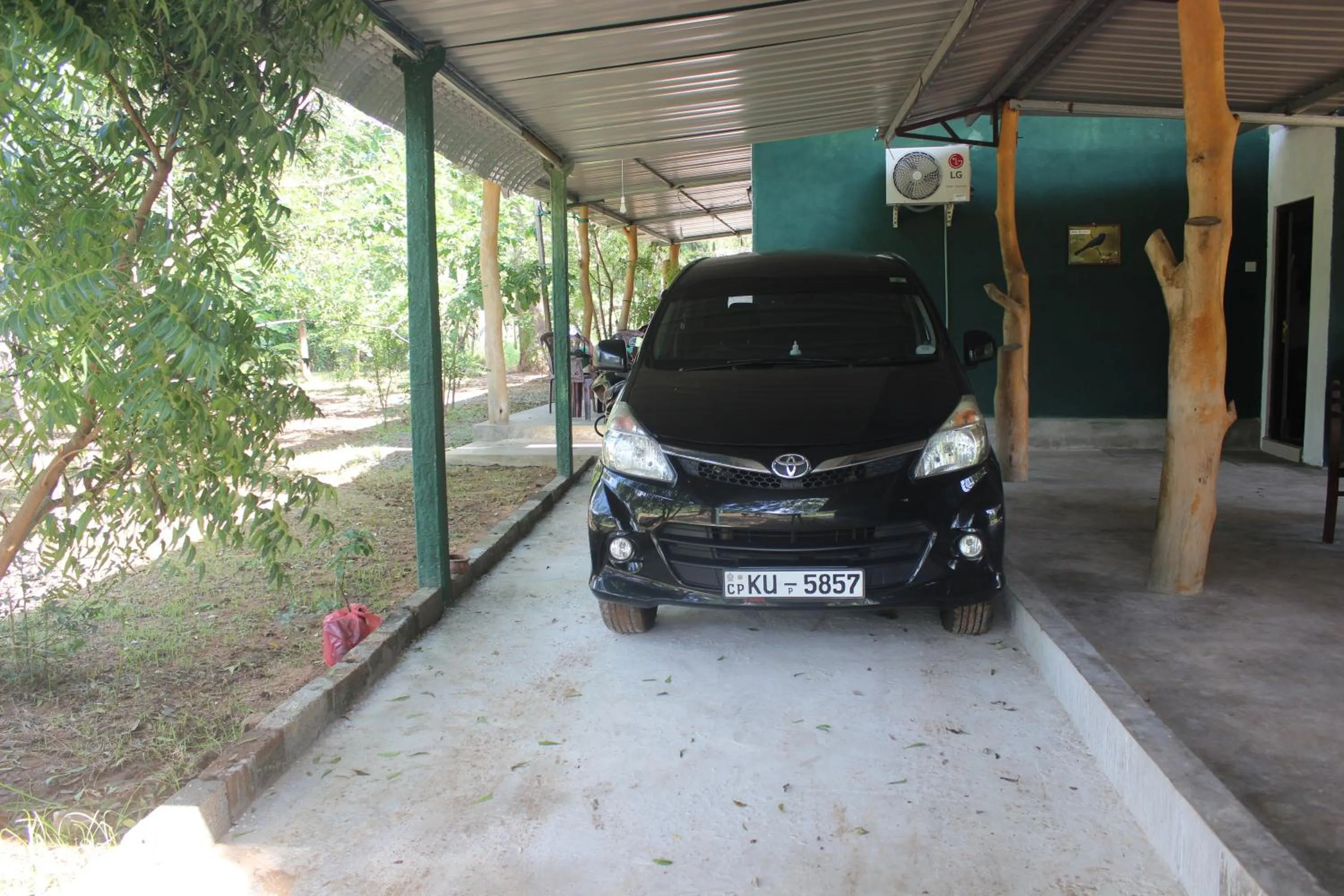 Wilpattu Holiday Home