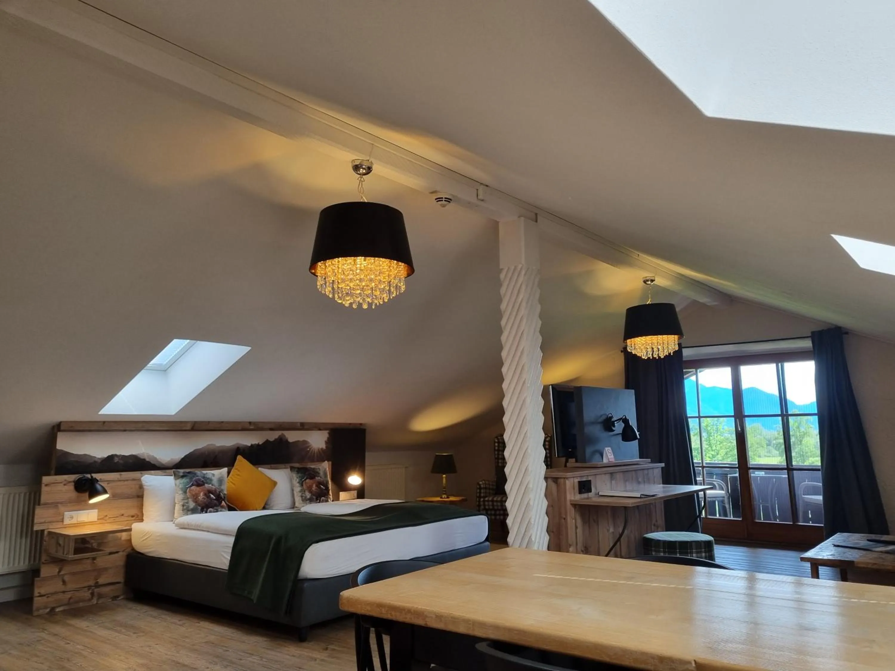 Bed in Gasthof Chiemseefischer