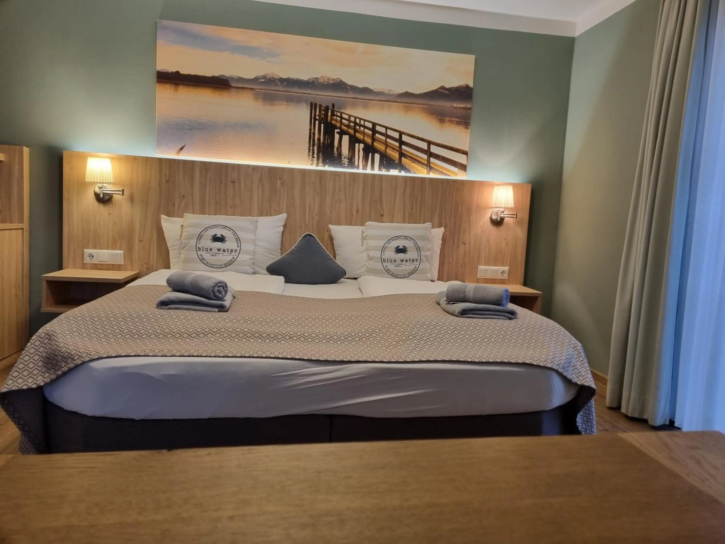 Bed in Gasthof Chiemseefischer