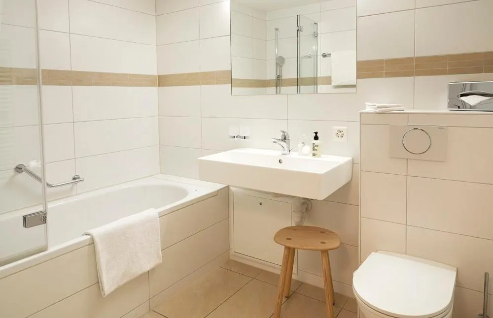 Shower in Hotel Alpenland