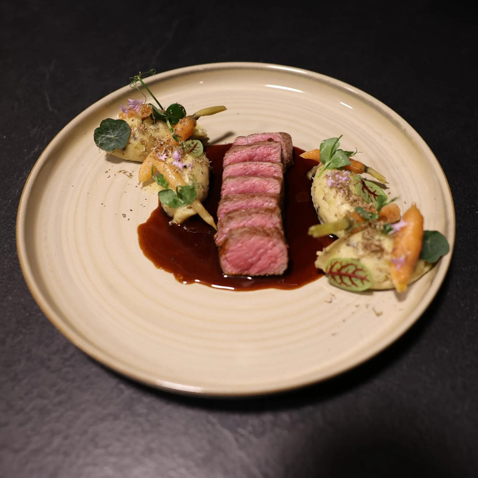 Restaurant/places to eat in Hotel Alpenland