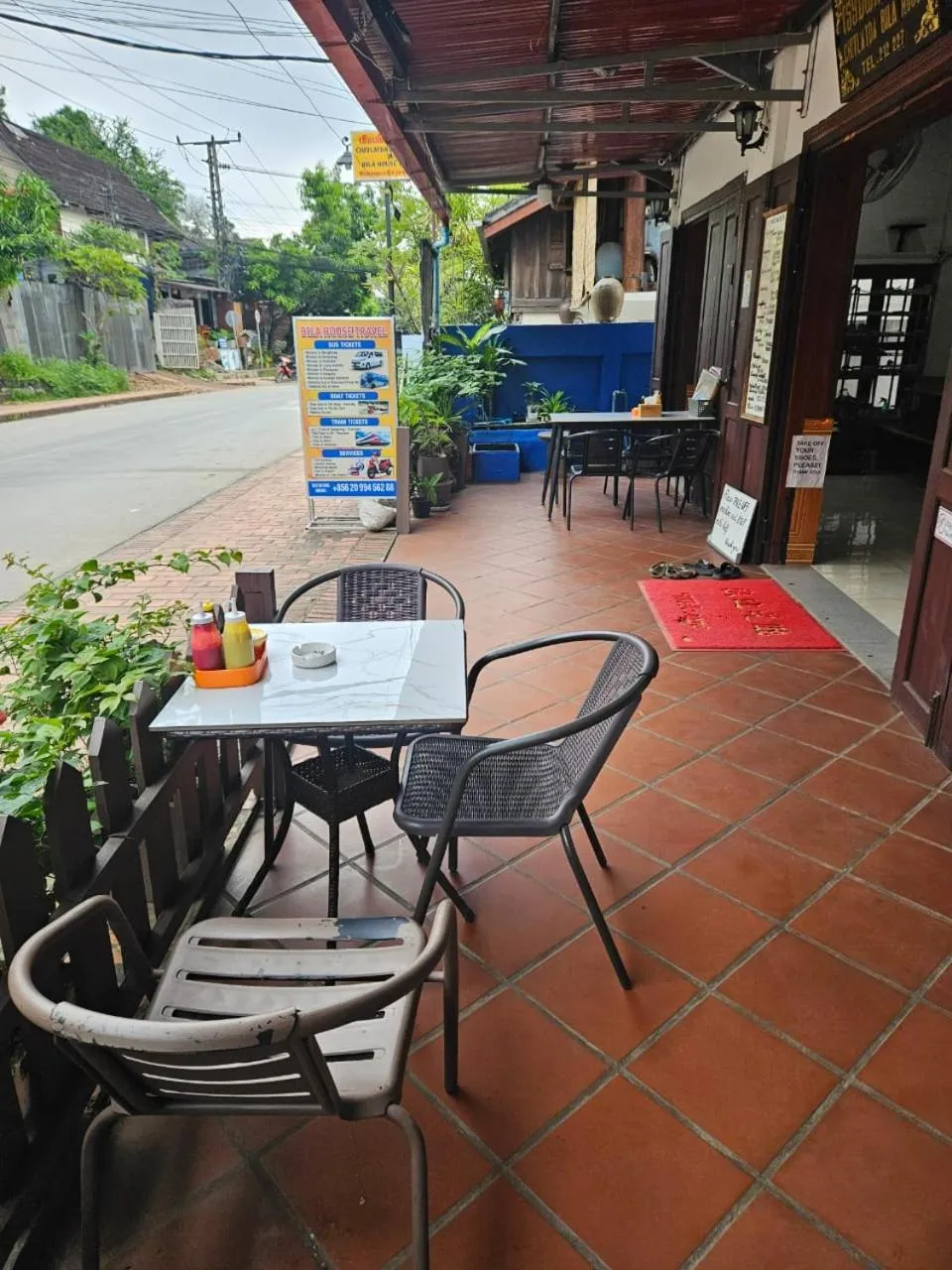Patio in Chitlatda Bila House