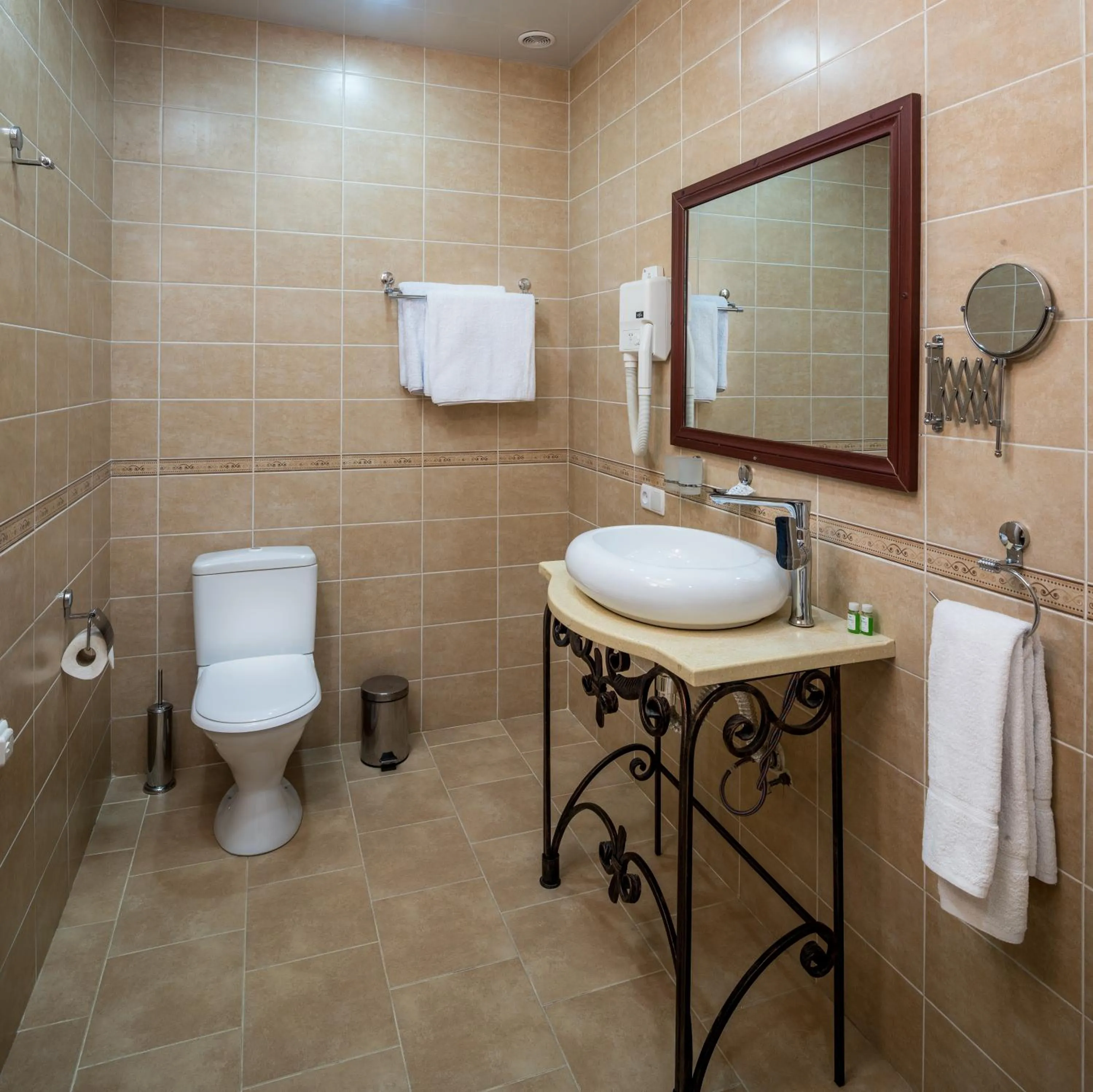 Orient Star Khiva Hotel- Madrasah Muhammad Aminkhan 1855